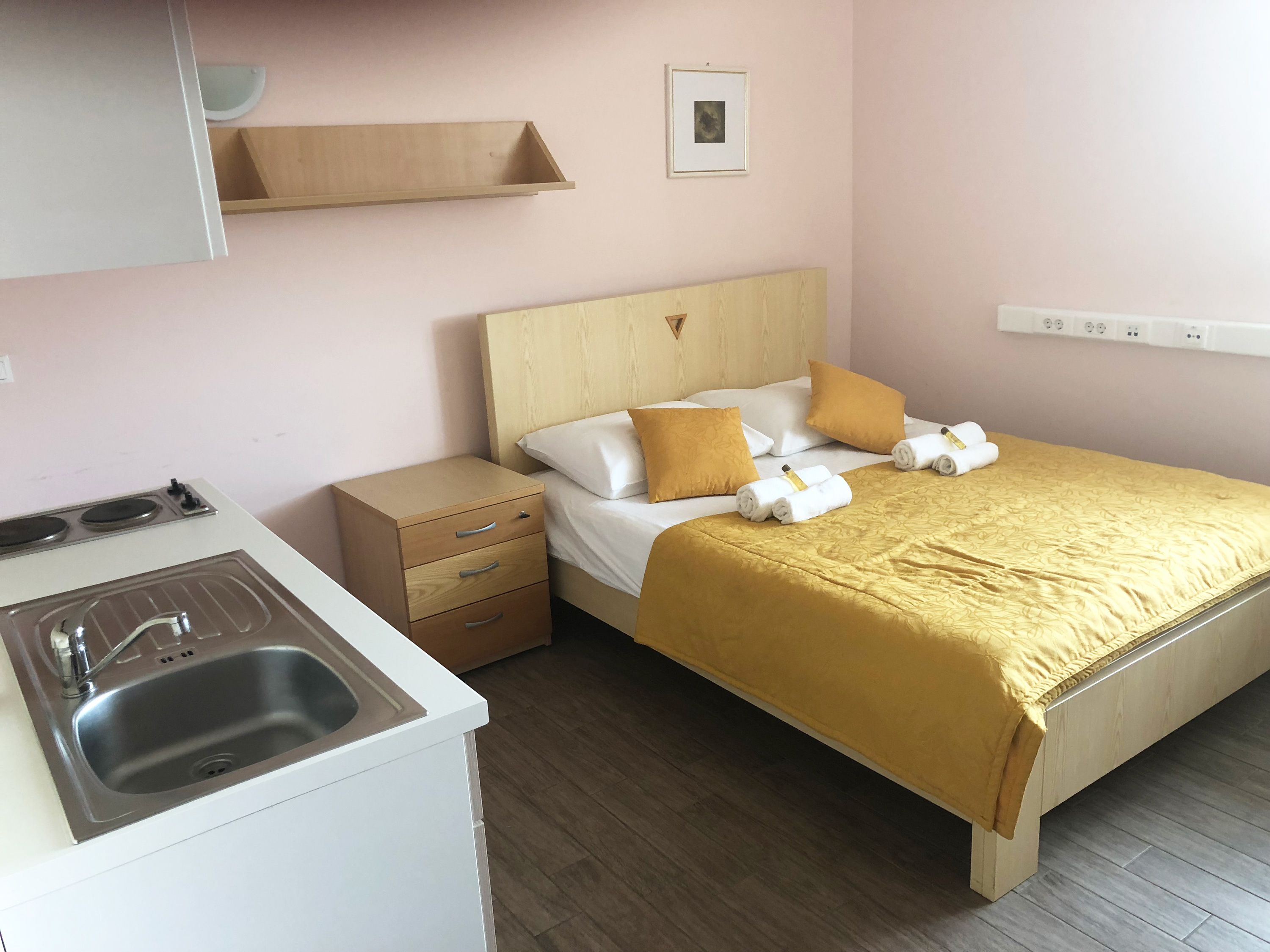 S Hotel & Restaurant S S Hotel & Restaurant S