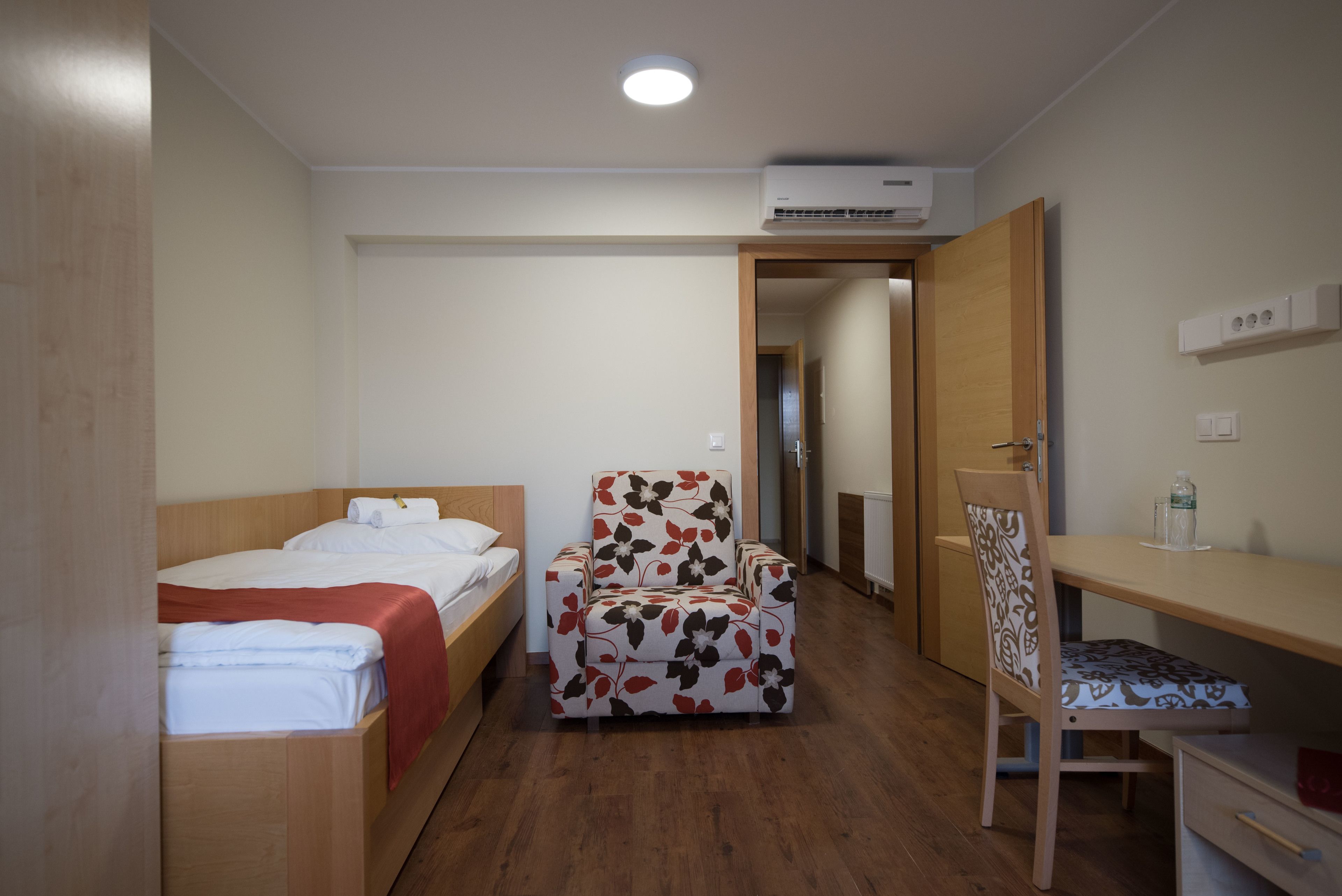 S Hotel & Restaurant S S Hotel & Restaurant S