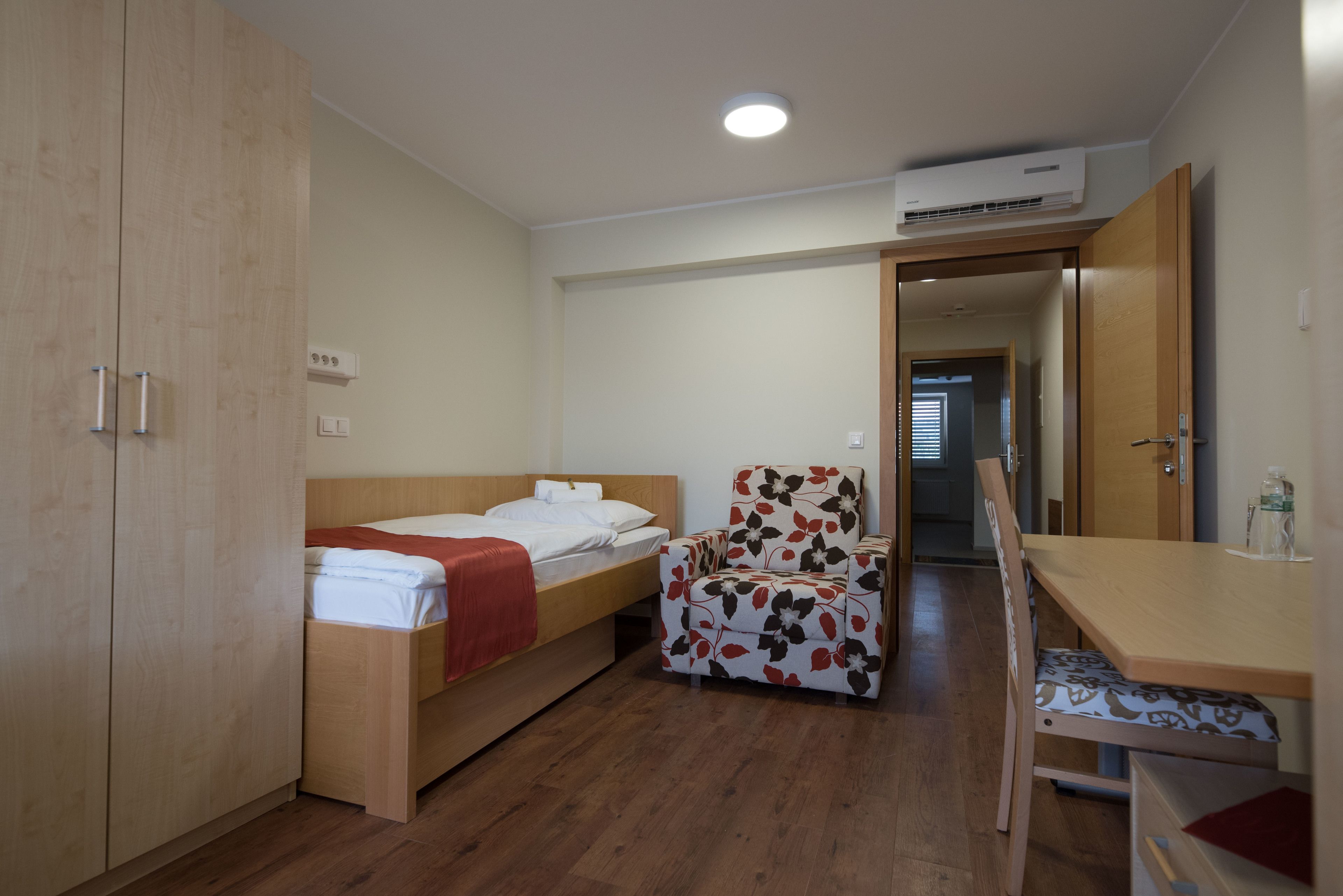 S Hotel & Restaurant S S Hotel & Restaurant S