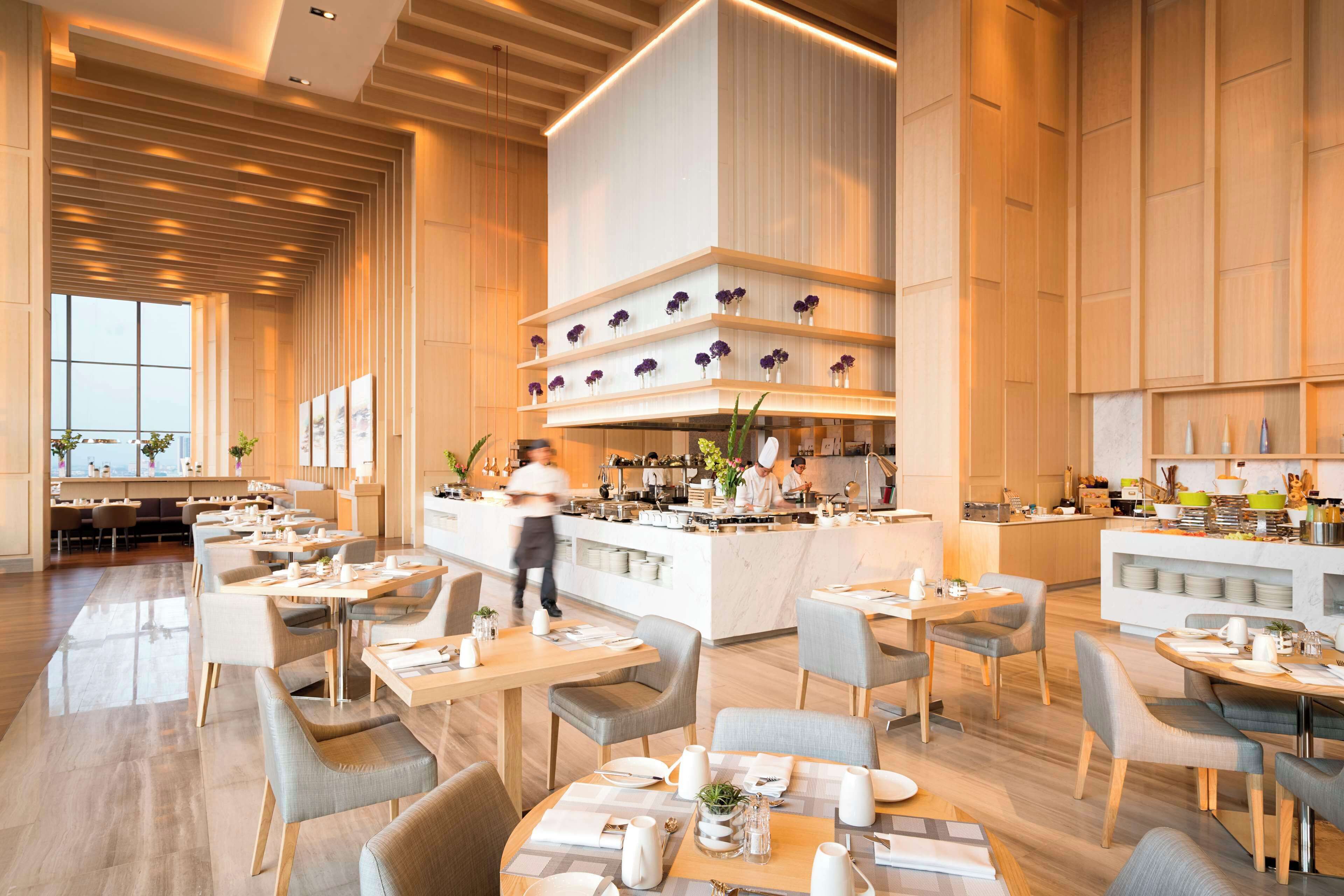 Avani+ Riverside Bangkok Hotel Avani+ Riverside Bangkok Hotel