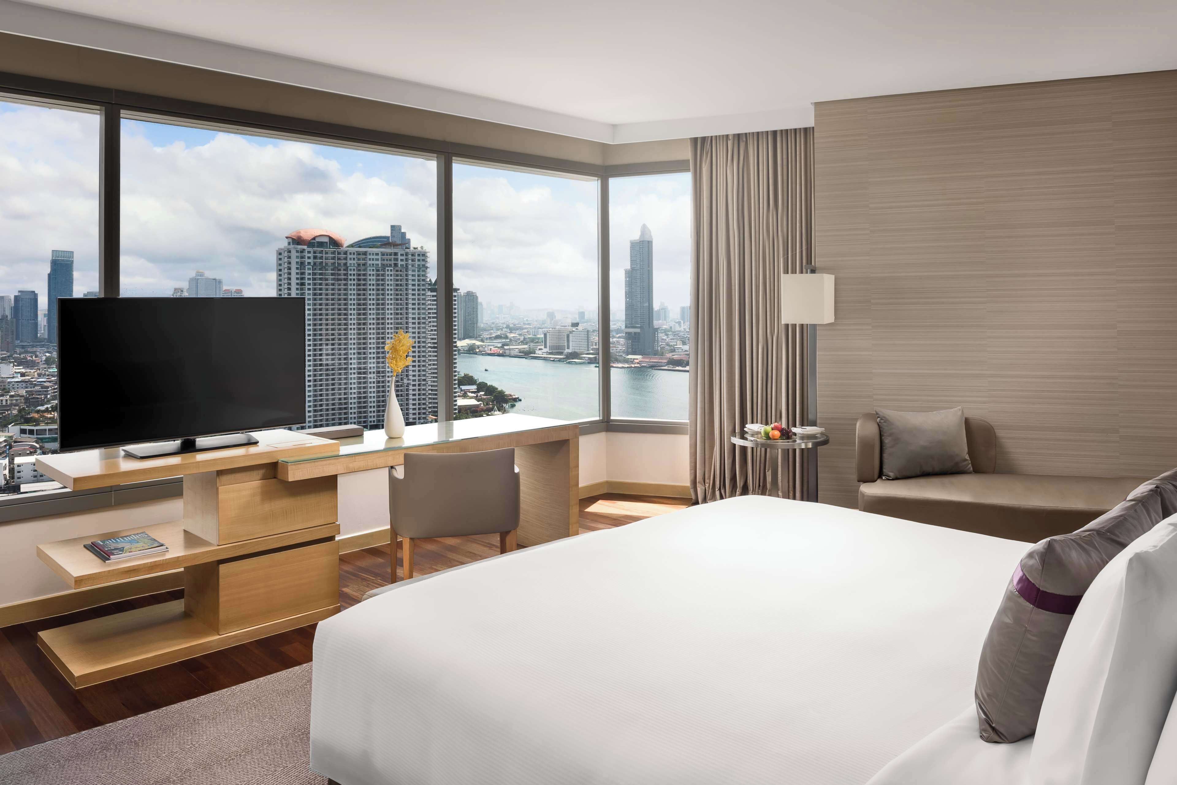 Avani+ Riverside Bangkok Hotel Avani+ Riverside Bangkok Hotel