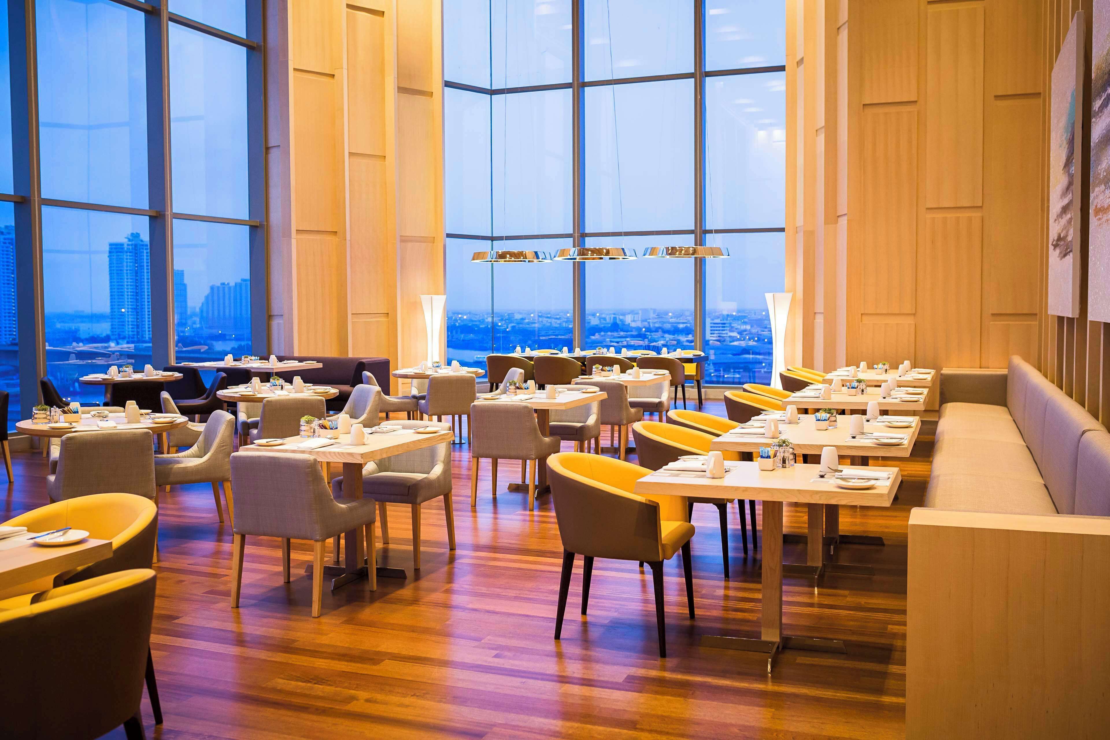 Avani+ Riverside Bangkok Hotel Avani+ Riverside Bangkok Hotel