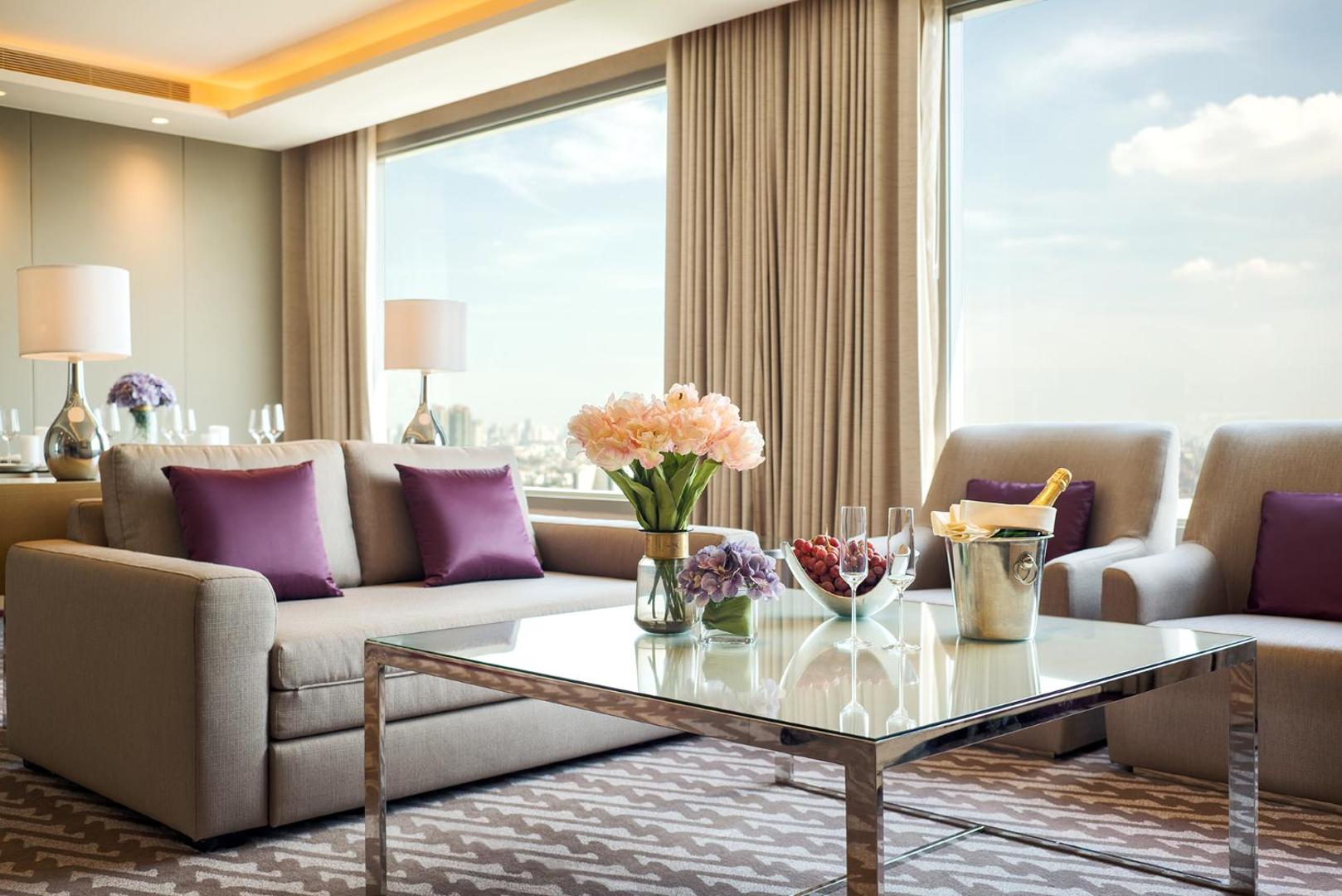 Avani+ Riverside Bangkok Hotel Avani+ Riverside Bangkok Hotel