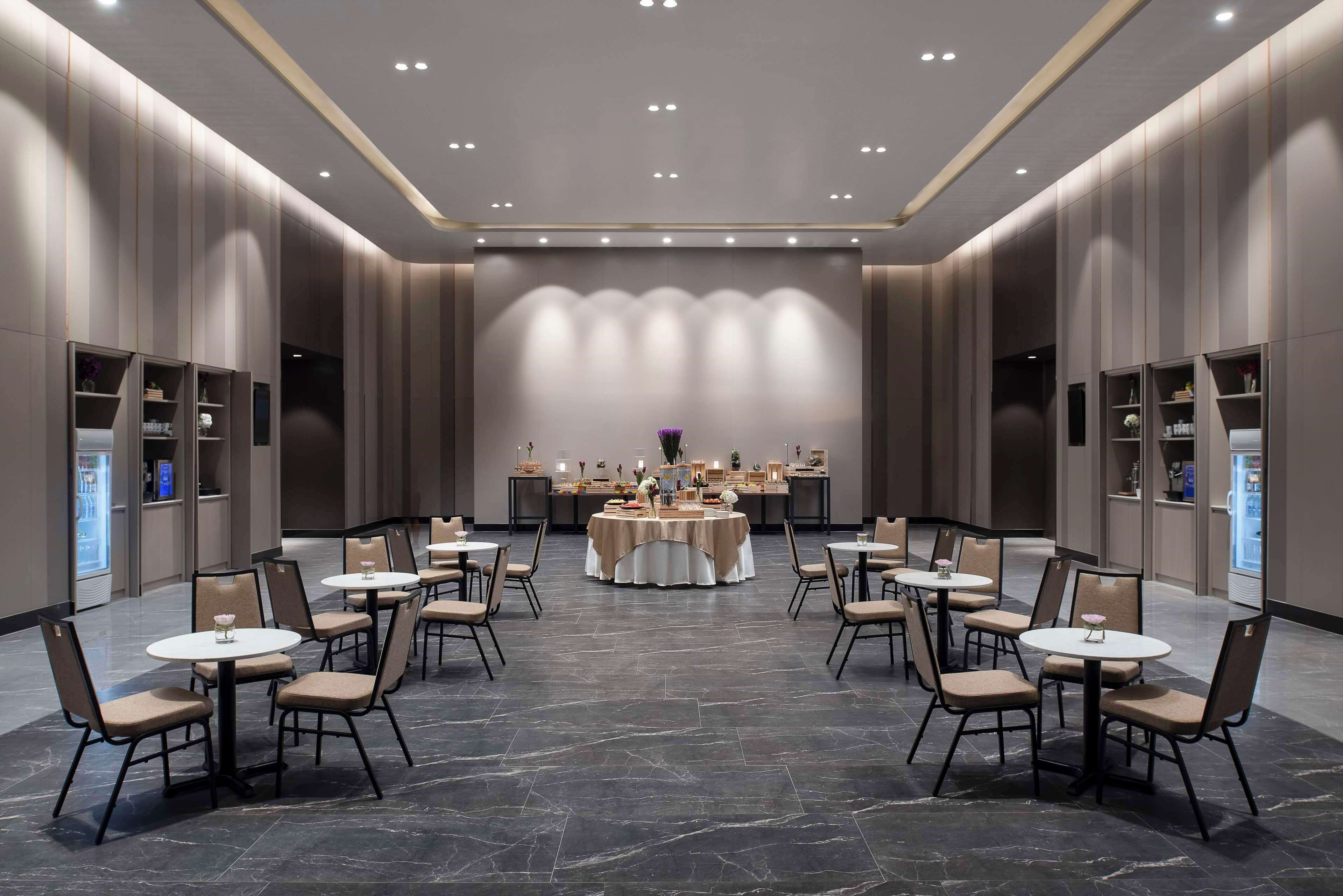 Avani Sukhumvit Bangkok Avani Sukhumvit Bangkok