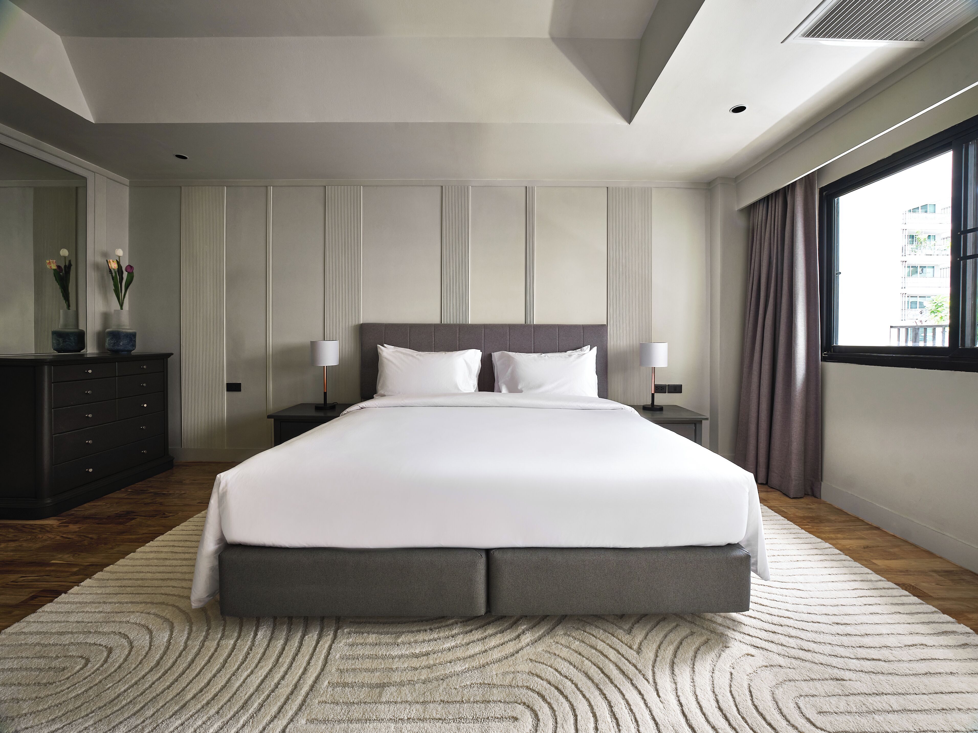 Floral Court Hotel & Residence