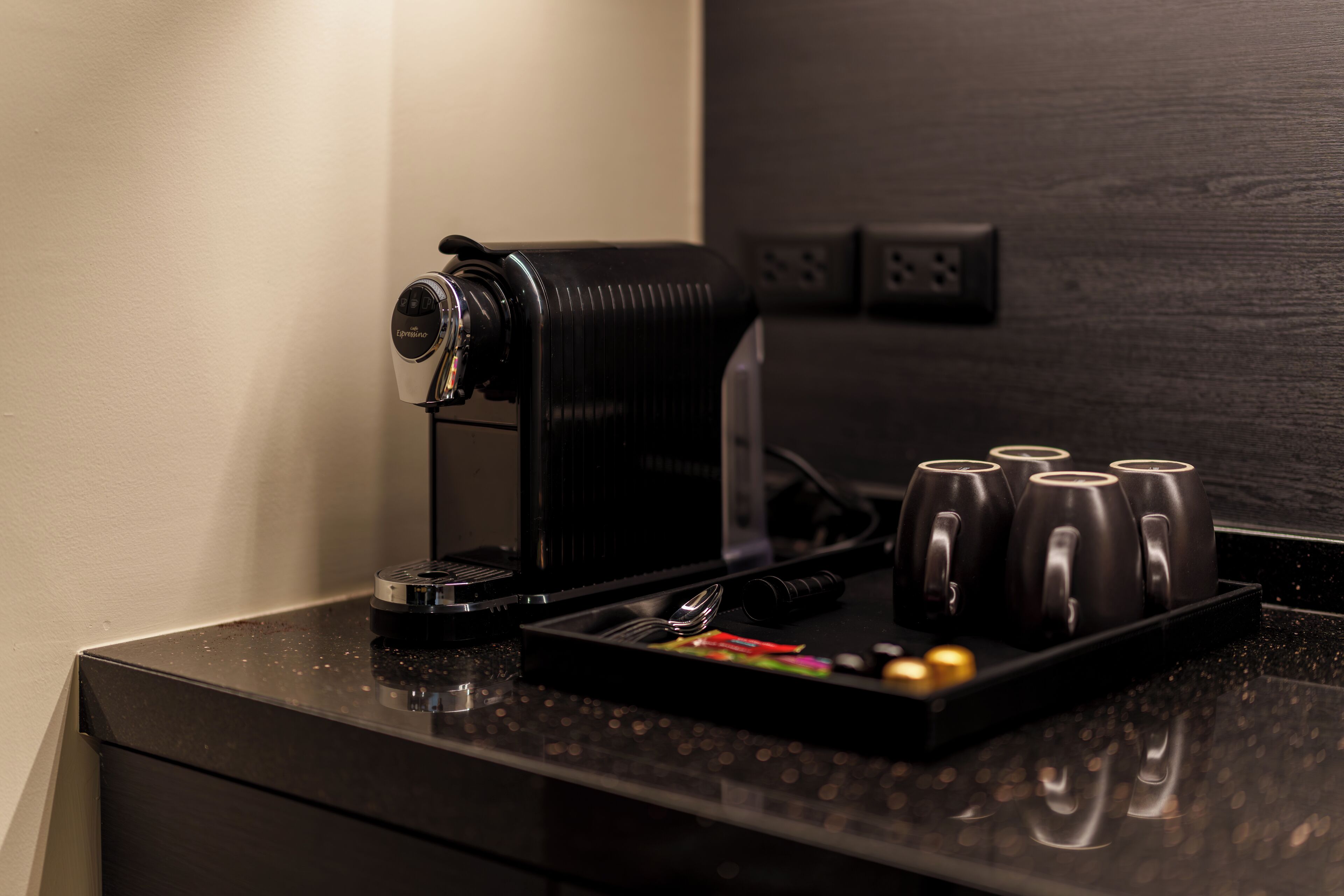 Floral Court Hotel & Residence