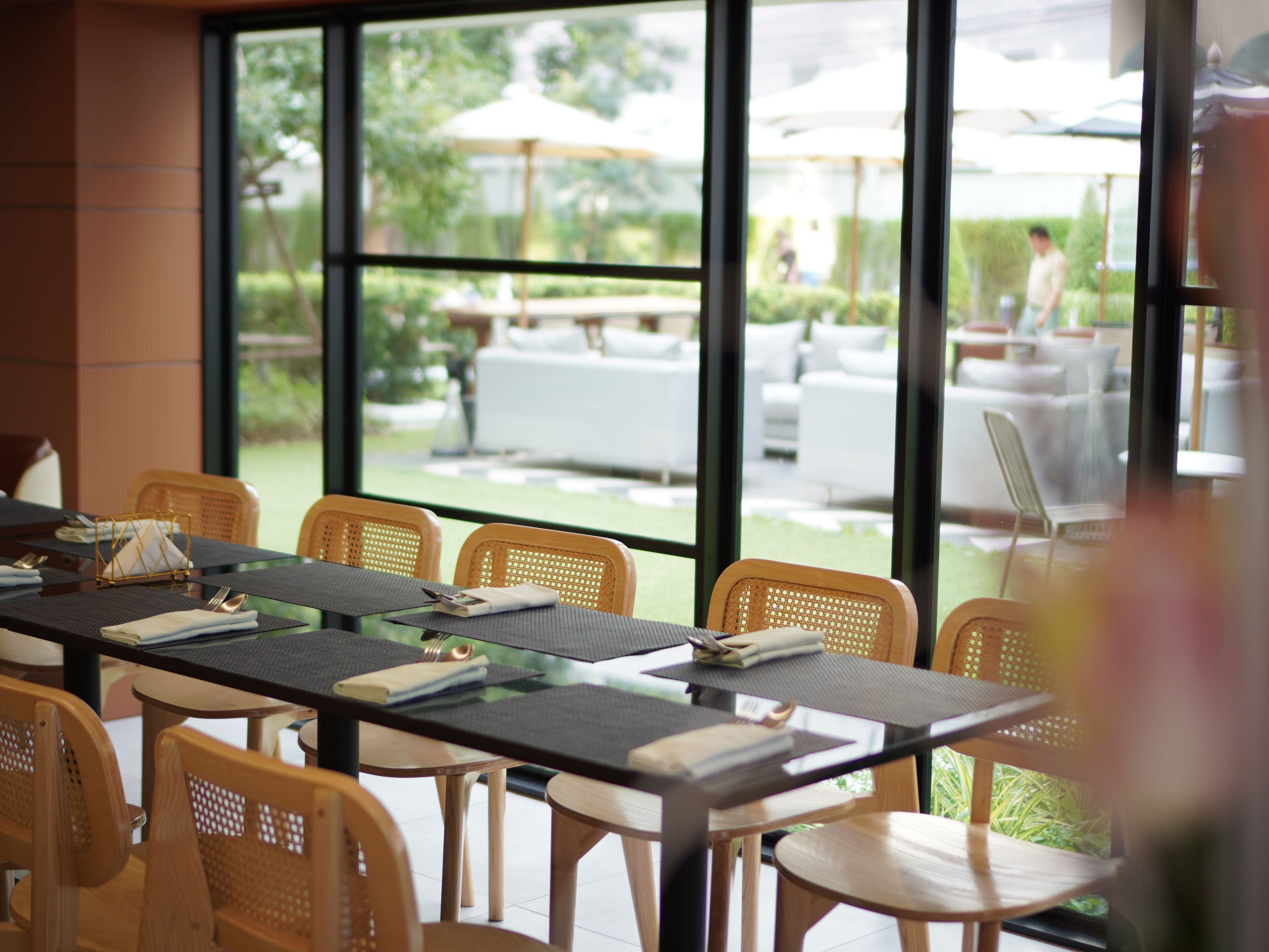 Floral Court Hotel & Residence