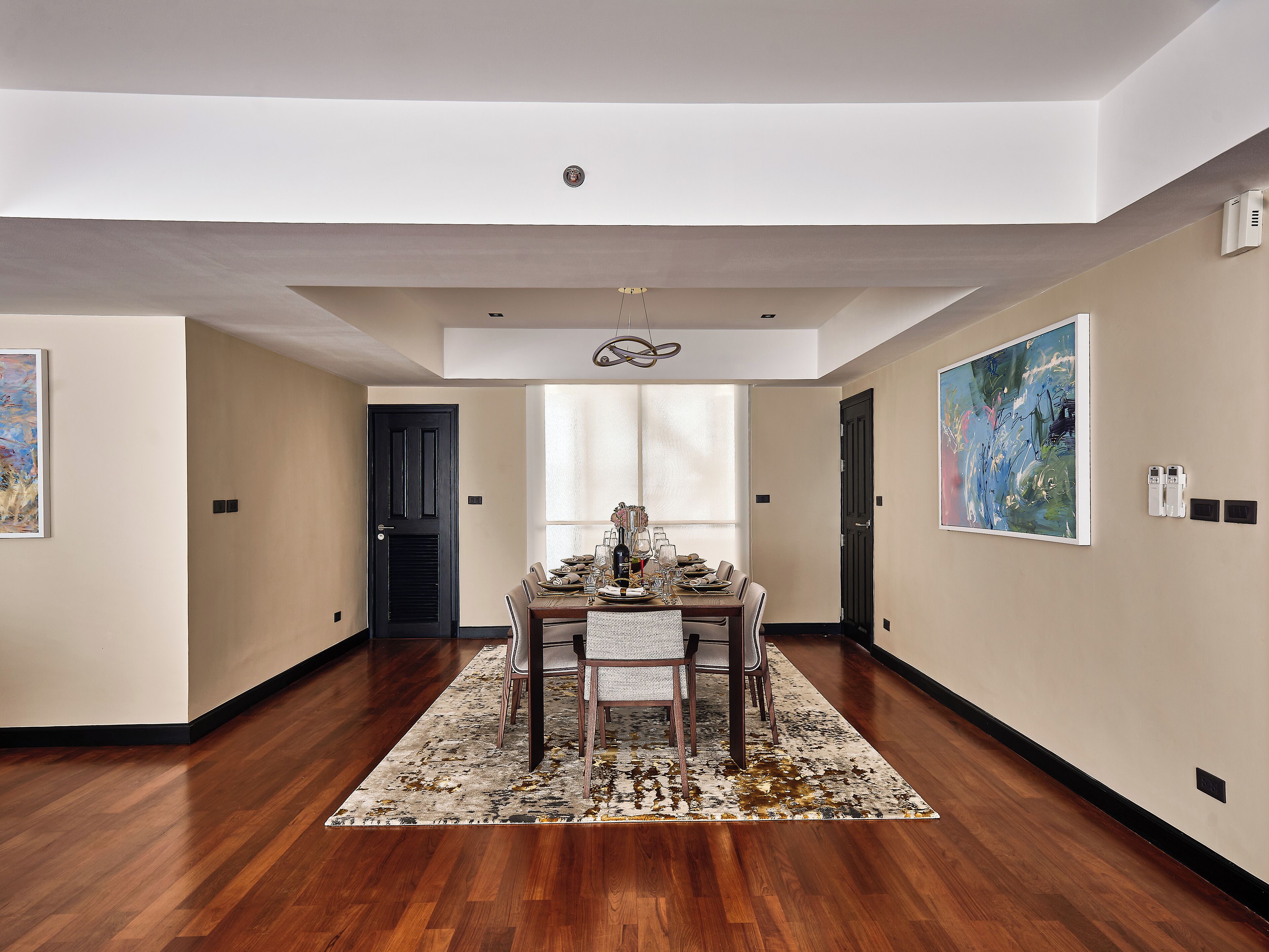 Floral Court Hotel & Residence