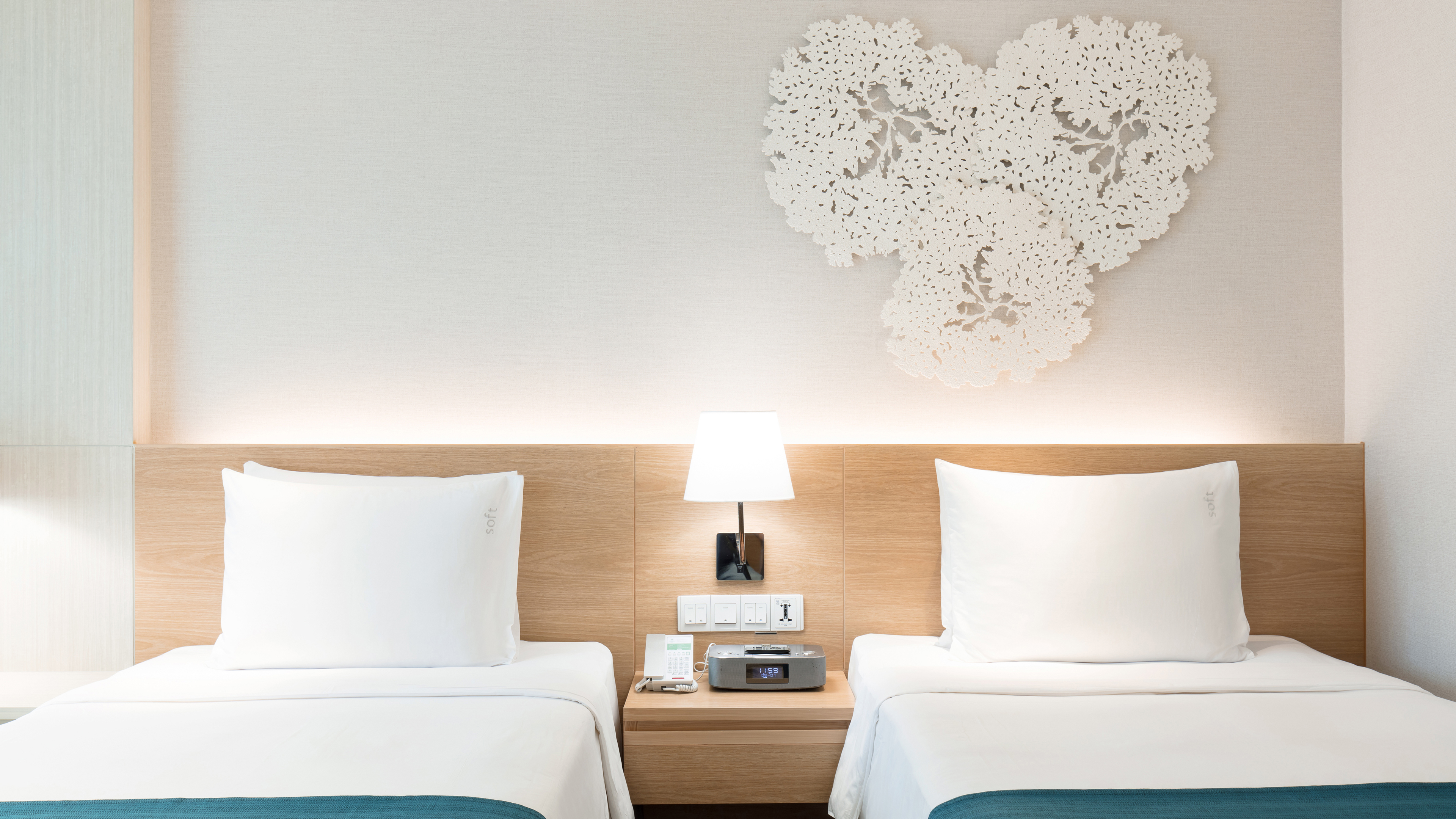 Holiday Inn Bangkok Holiday Inn Bangkok
