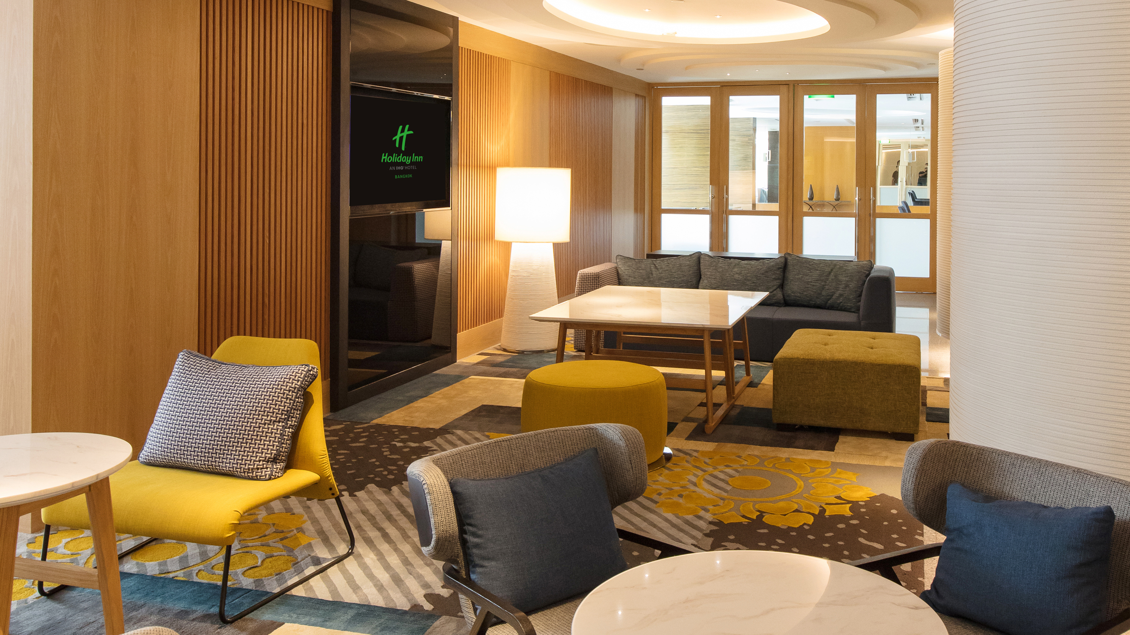 Holiday Inn Bangkok Holiday Inn Bangkok