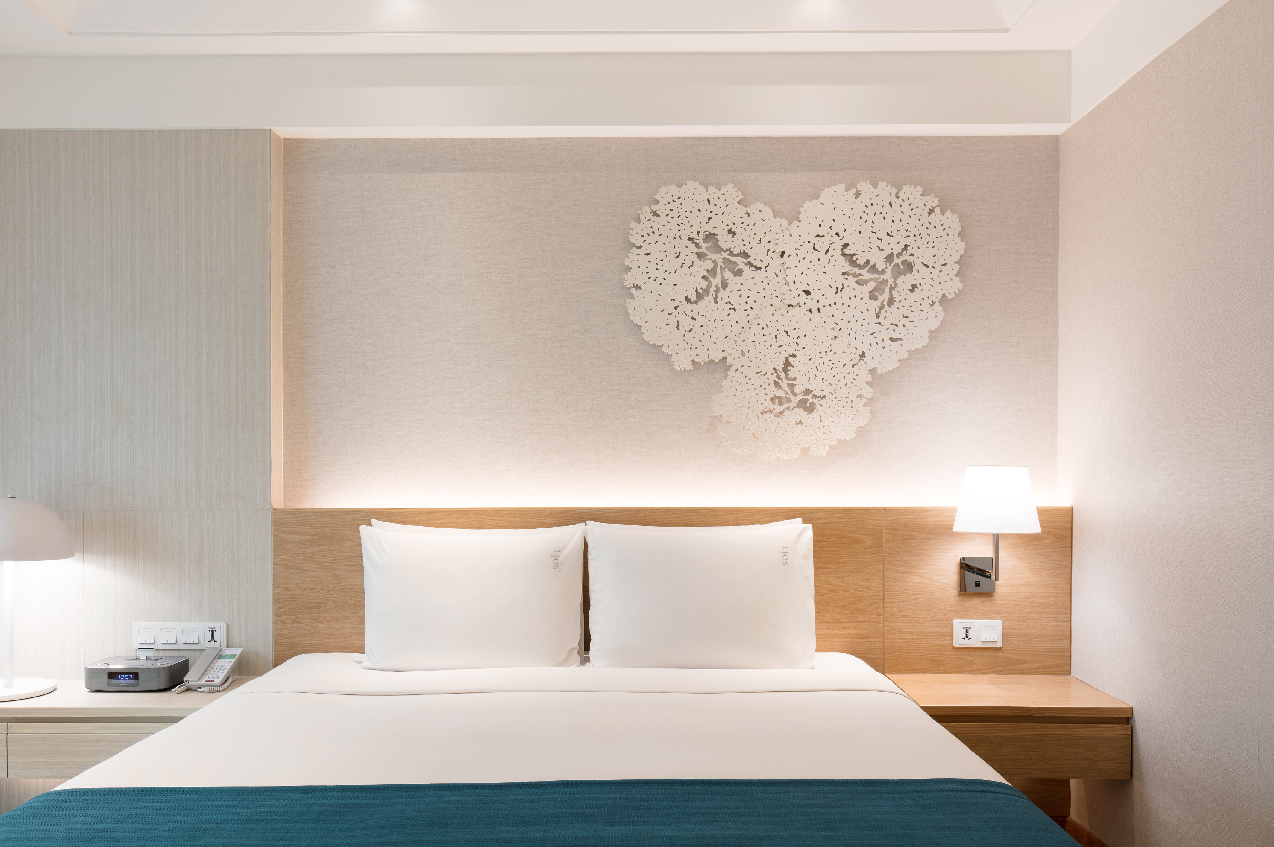 Holiday Inn Bangkok Holiday Inn Bangkok