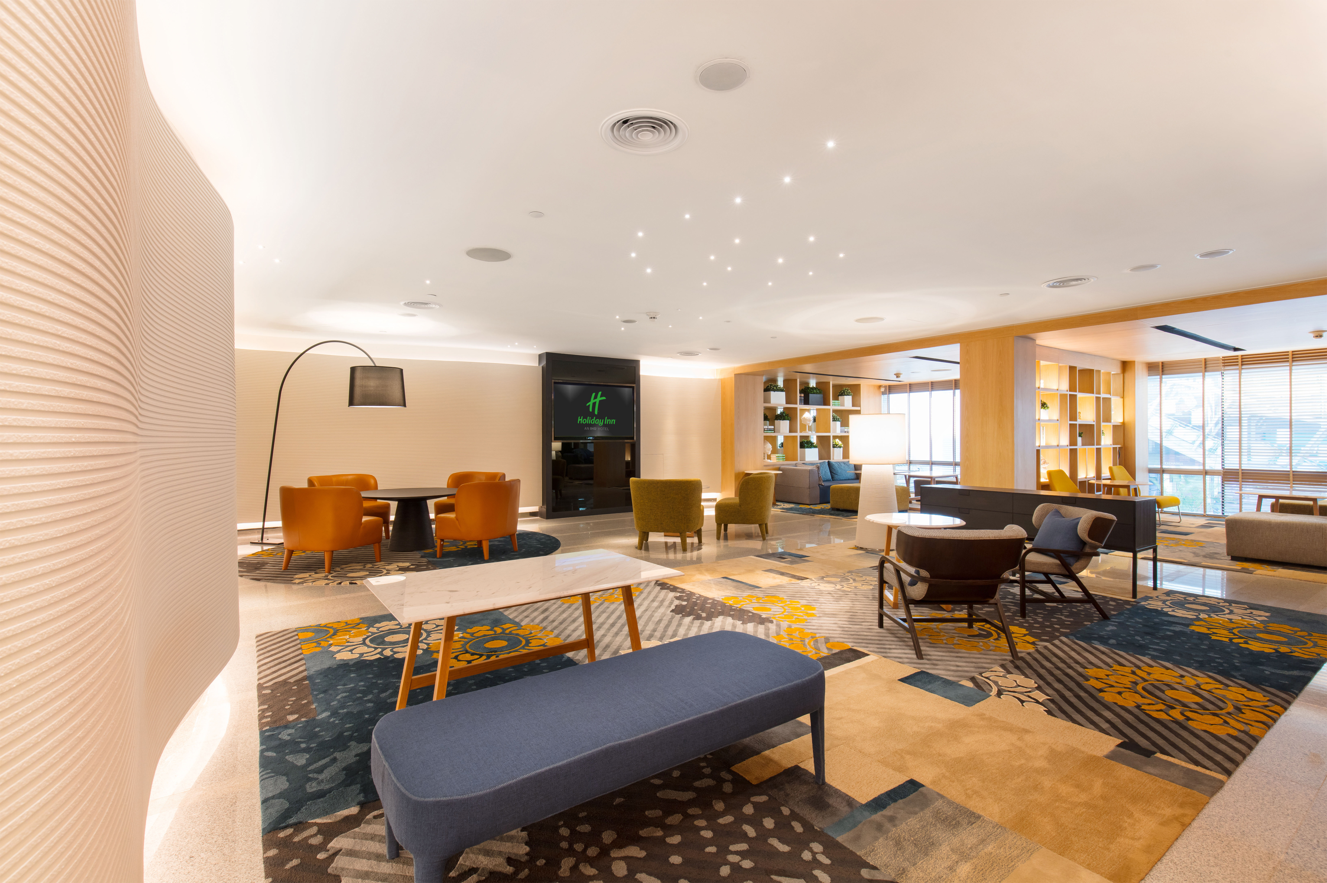 Holiday Inn Bangkok Holiday Inn Bangkok