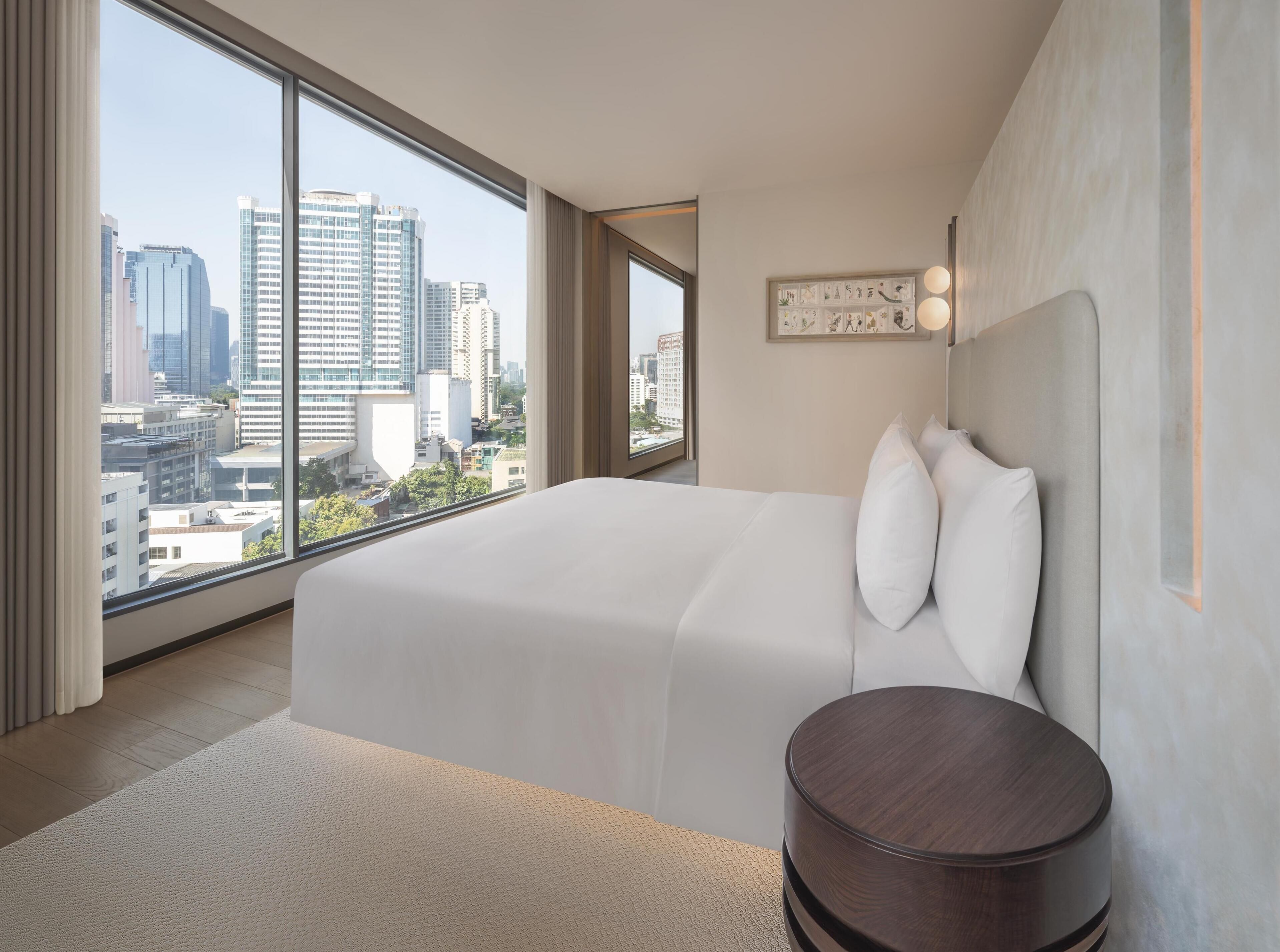KROMO Bangkok, Curio Collection by Hilton