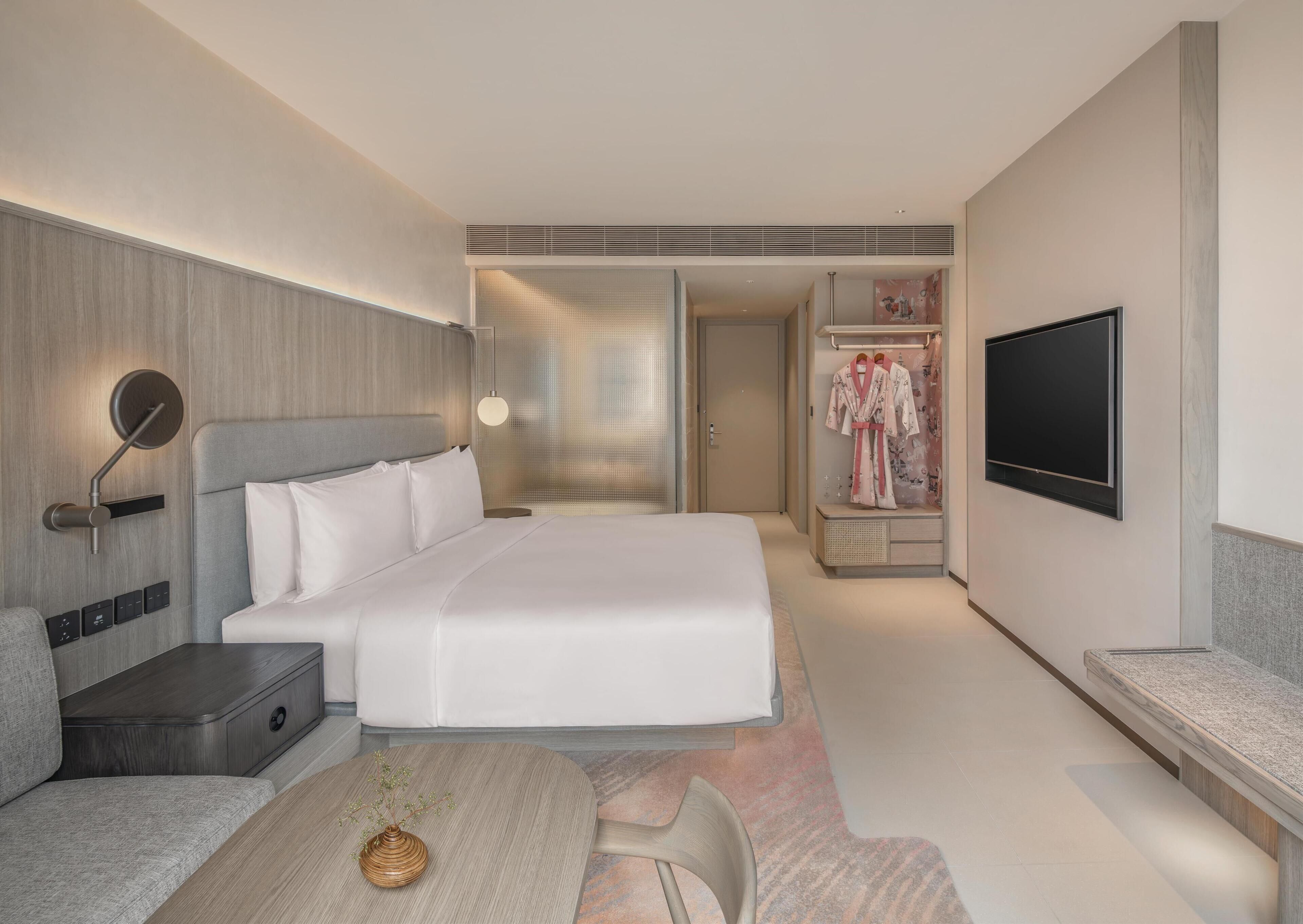 KROMO Bangkok, Curio Collection by Hilton