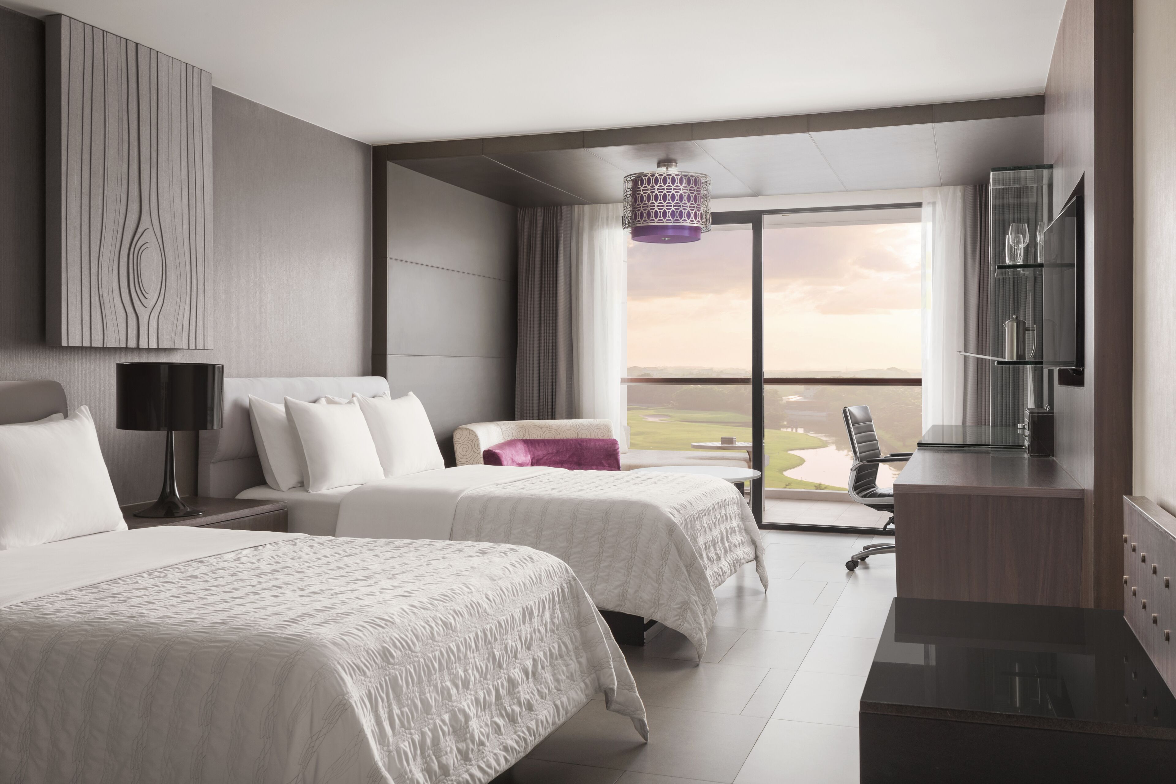 Hilton Bangkok Suvarnabhumi Golf Resort & Spa Hilton Bangkok Suvarnabhumi Golf Resort & Spa