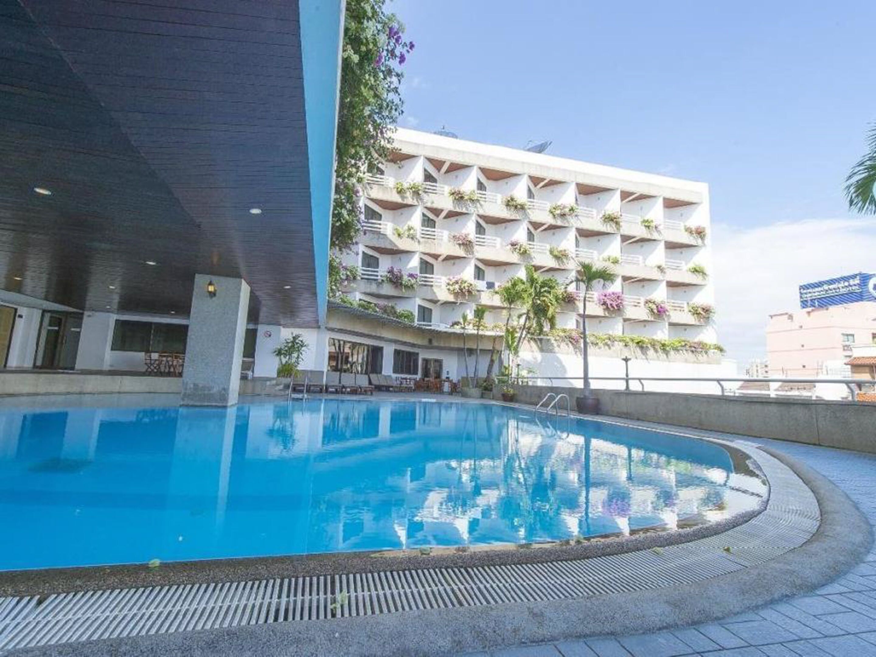 City Beach Resort City Beach Resort