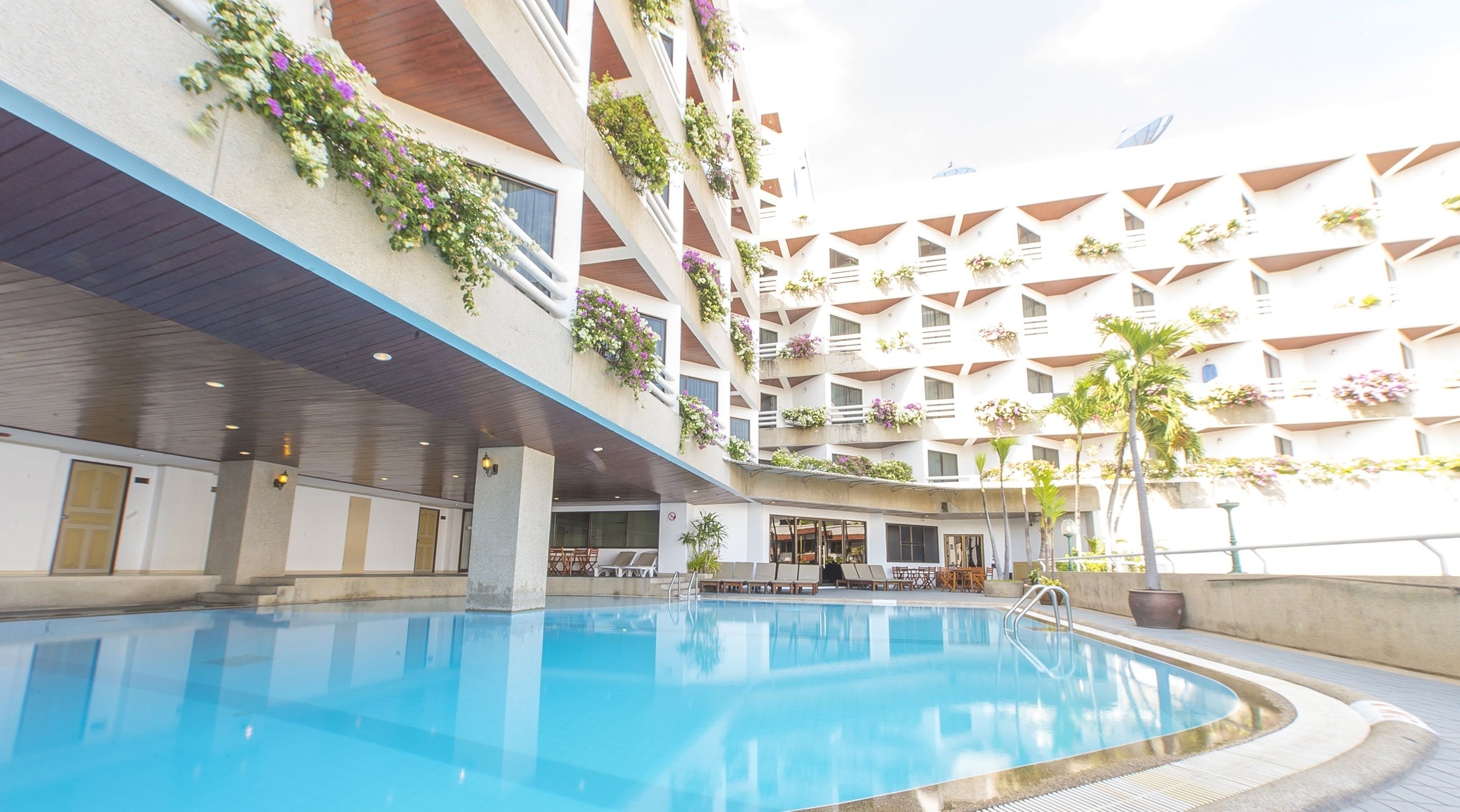 City Beach Resort City Beach Resort