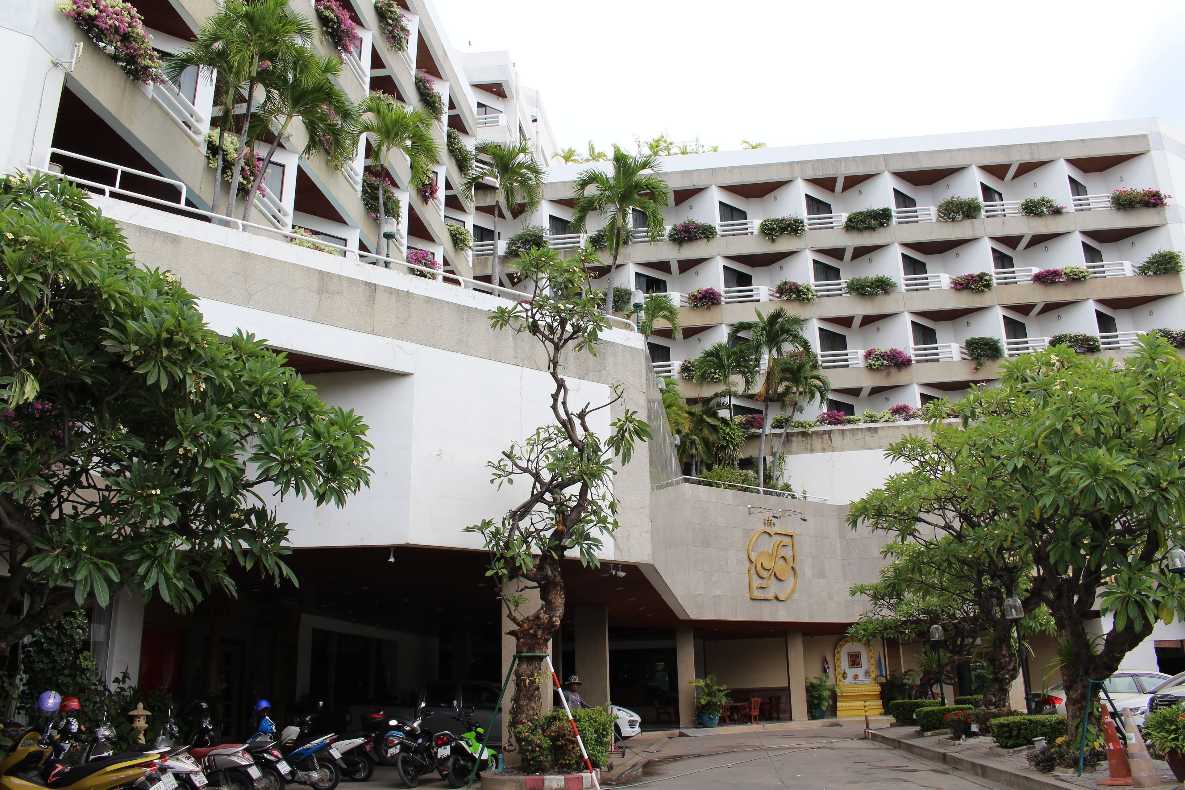 City Beach Resort City Beach Resort