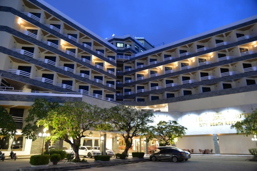 City Beach Resort City Beach Resort
