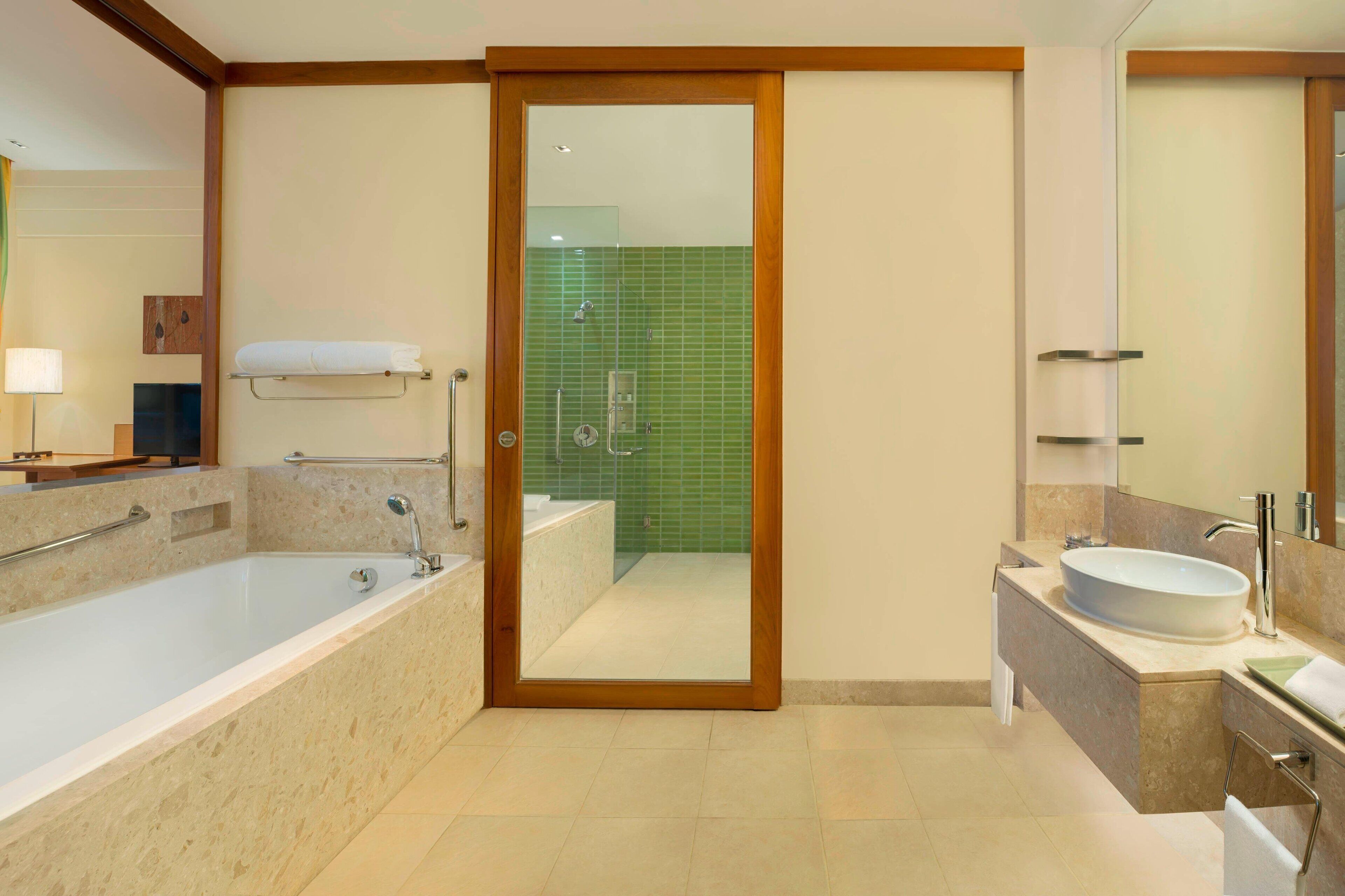 Sheraton Hua Hin Resort & Spa Sheraton Hua Hin Resort & Spa
