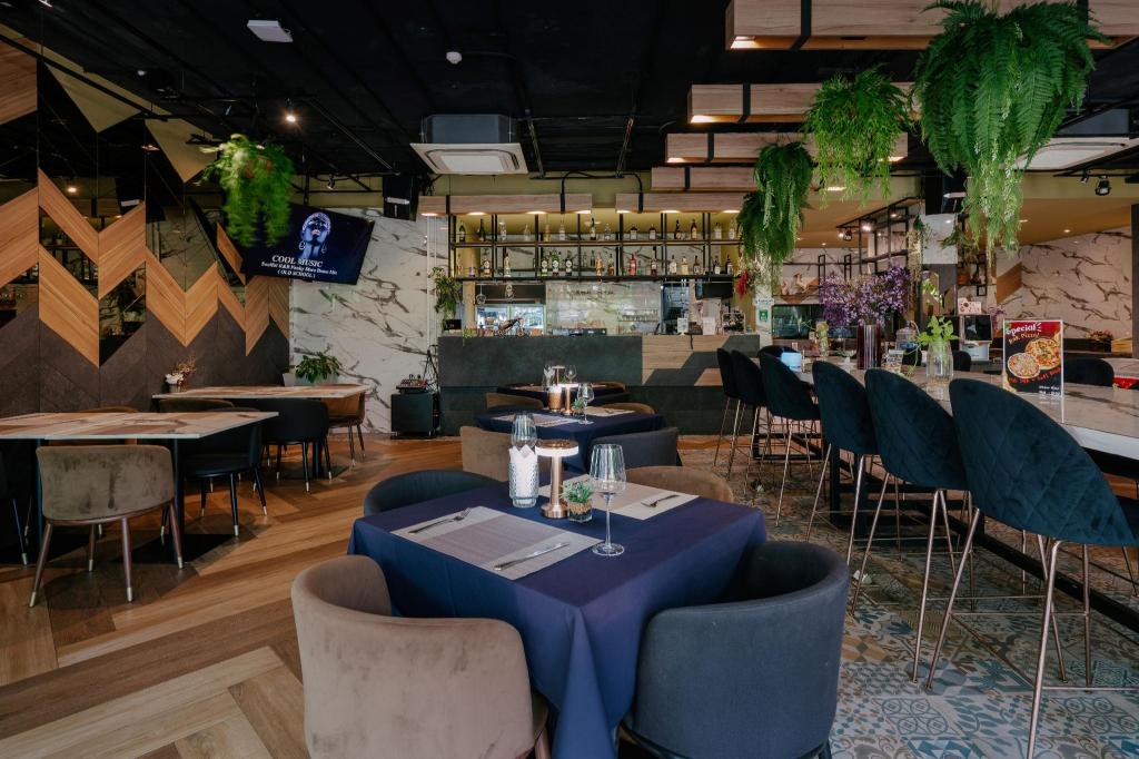 Rak Elegant Hotel Patong