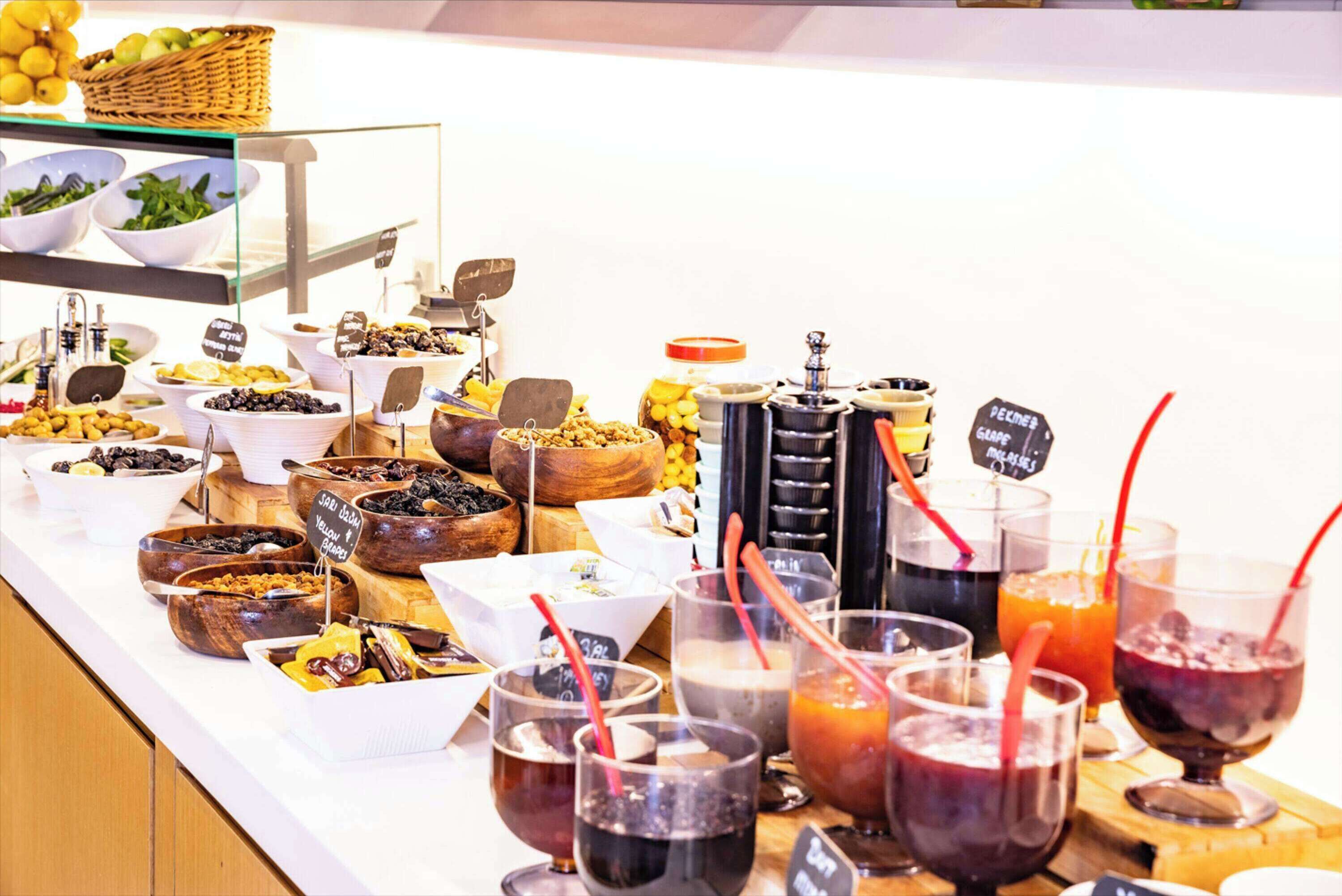 Ramada by Wyndham Istanbul Alibeykoy