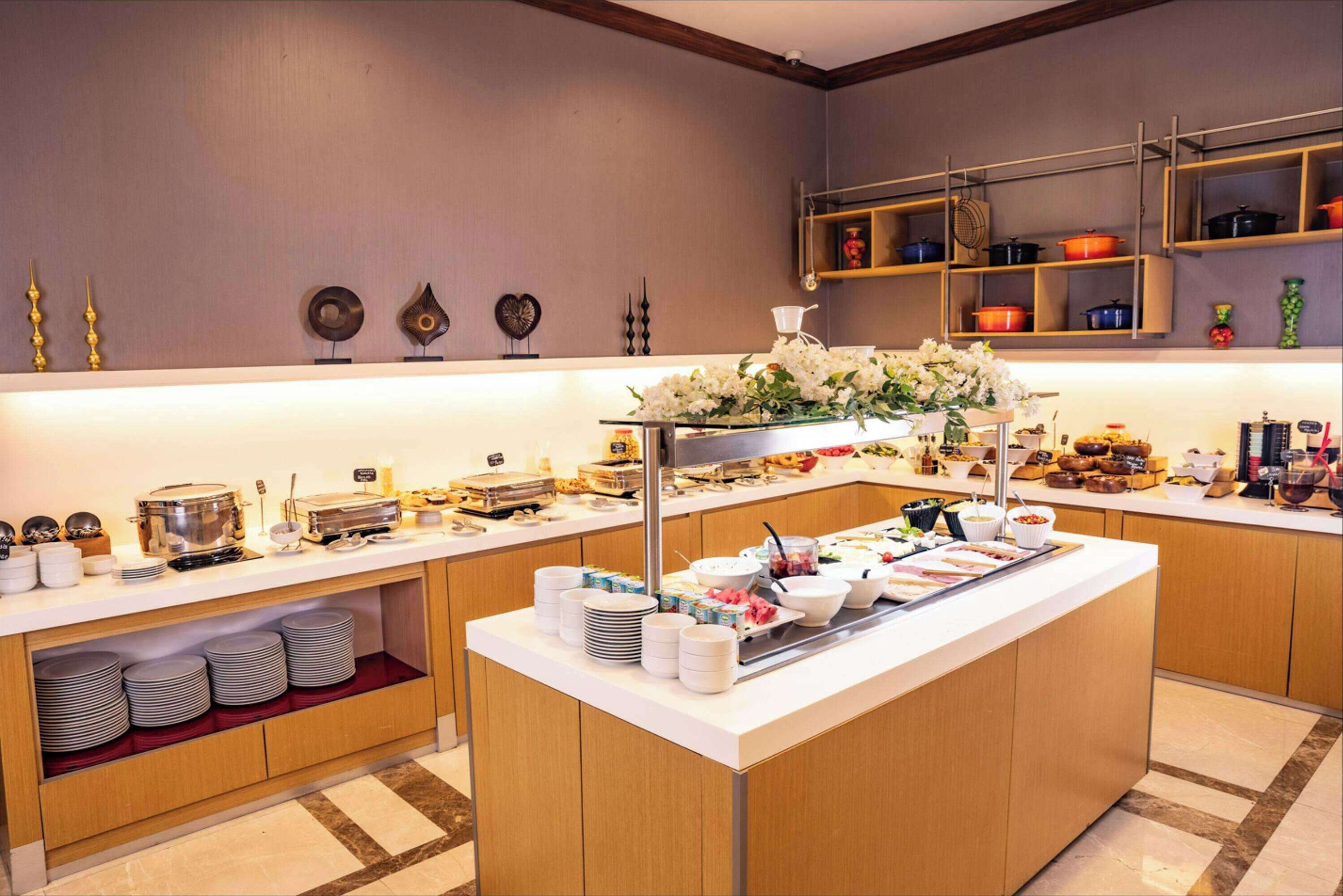 Ramada by Wyndham Istanbul Alibeykoy