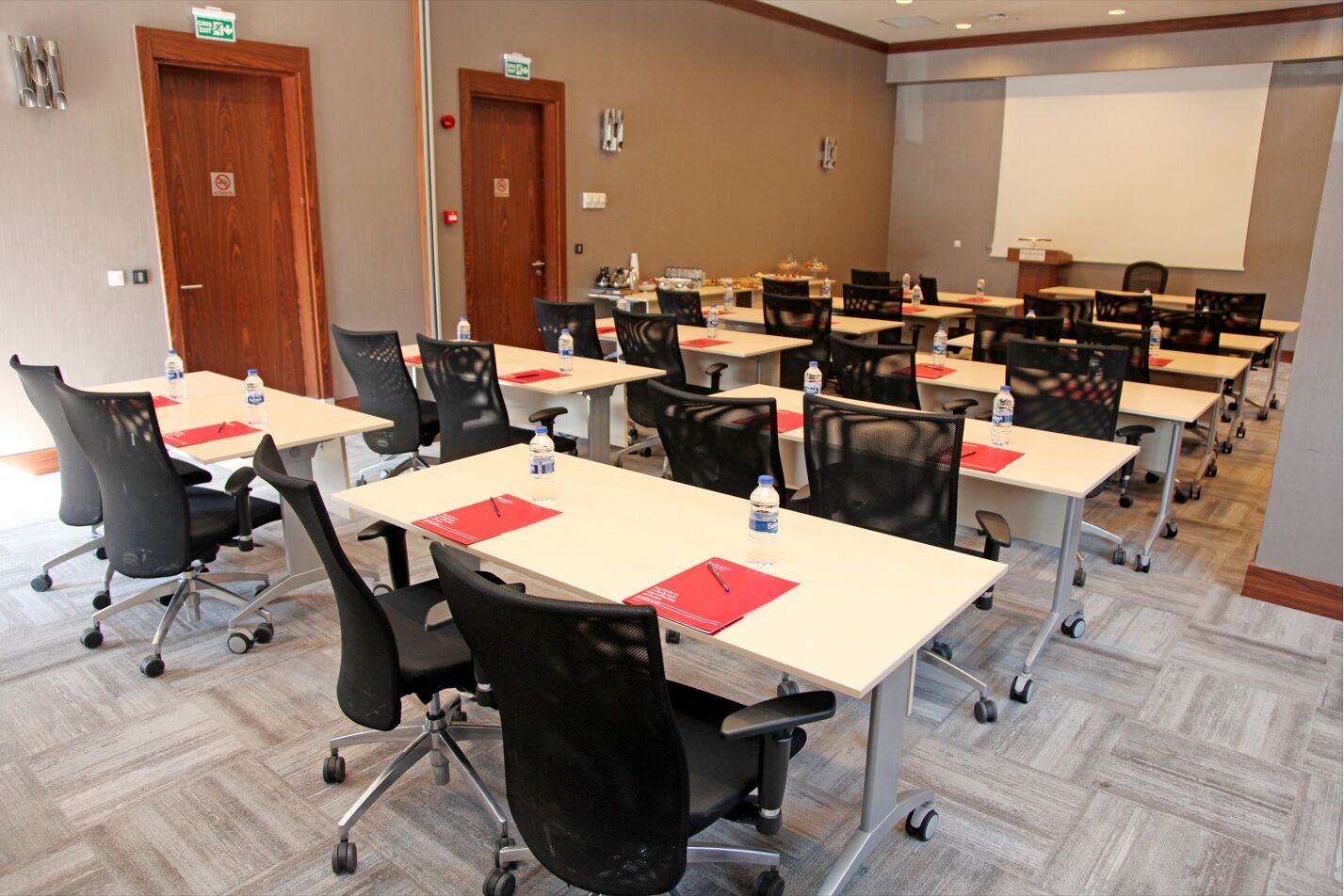 Ramada by Wyndham Istanbul Alibeykoy