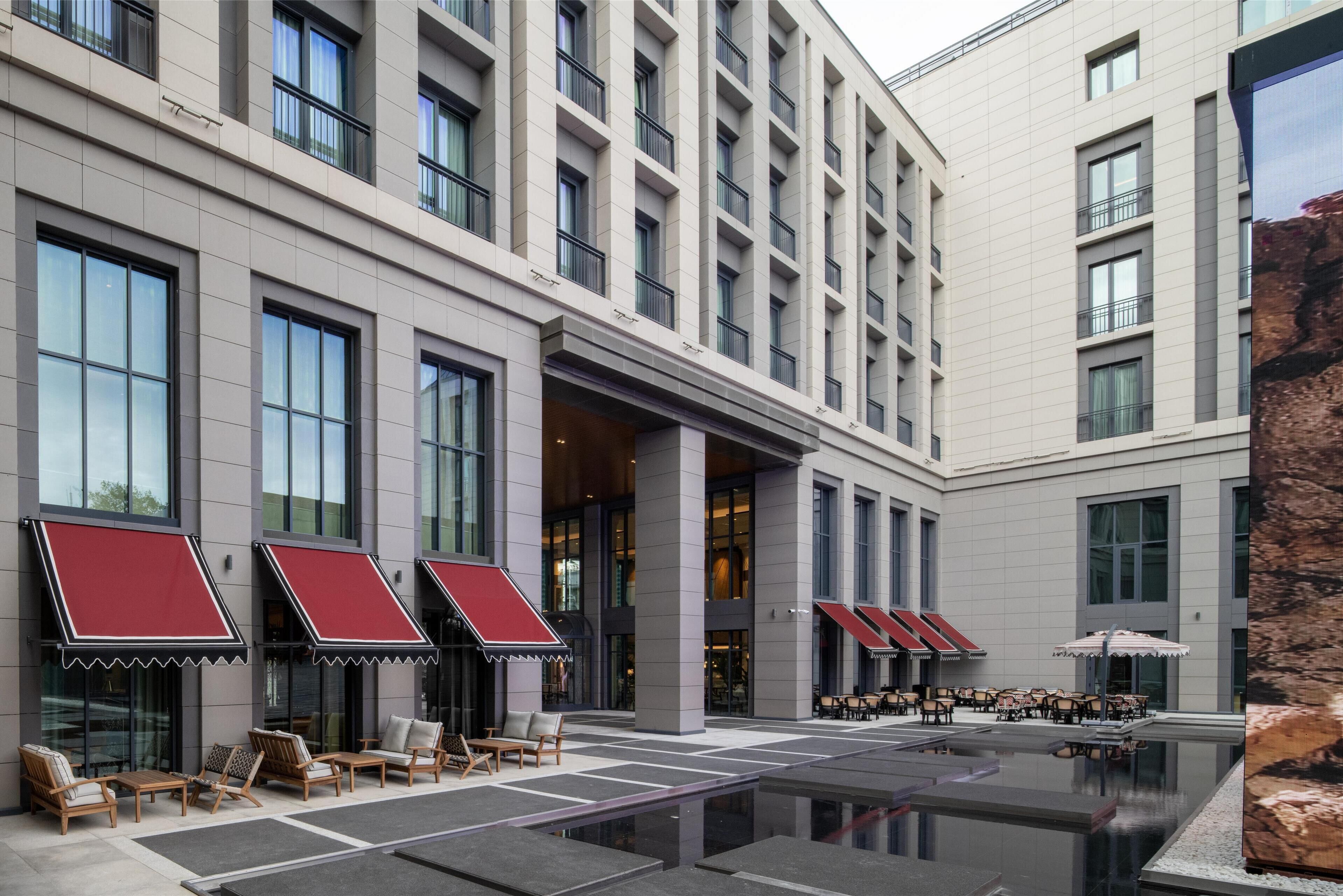 Altunizade Suites Istanbul Curio Collection by Hilton Altunizade Suites Istanbul Curio Collection by Hilton