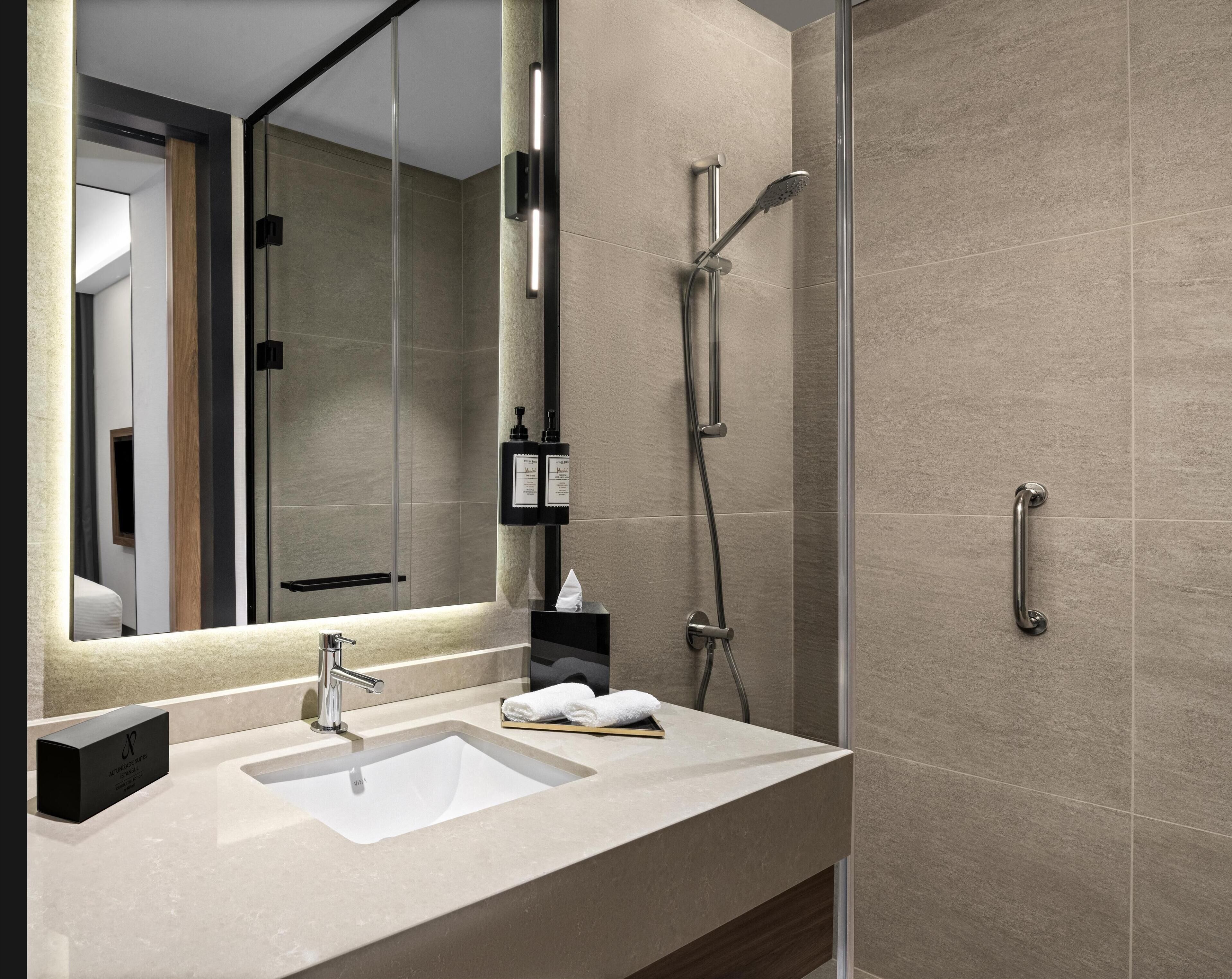 Altunizade Suites Istanbul Curio Collection by Hilton Altunizade Suites Istanbul Curio Collection by Hilton