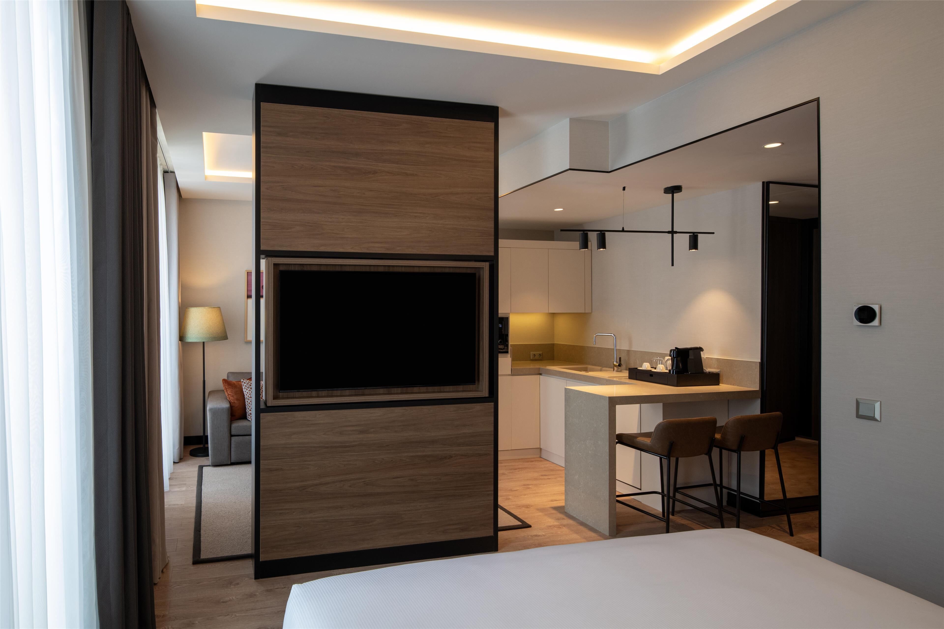 Altunizade Suites Istanbul Curio Collection by Hilton Altunizade Suites Istanbul Curio Collection by Hilton