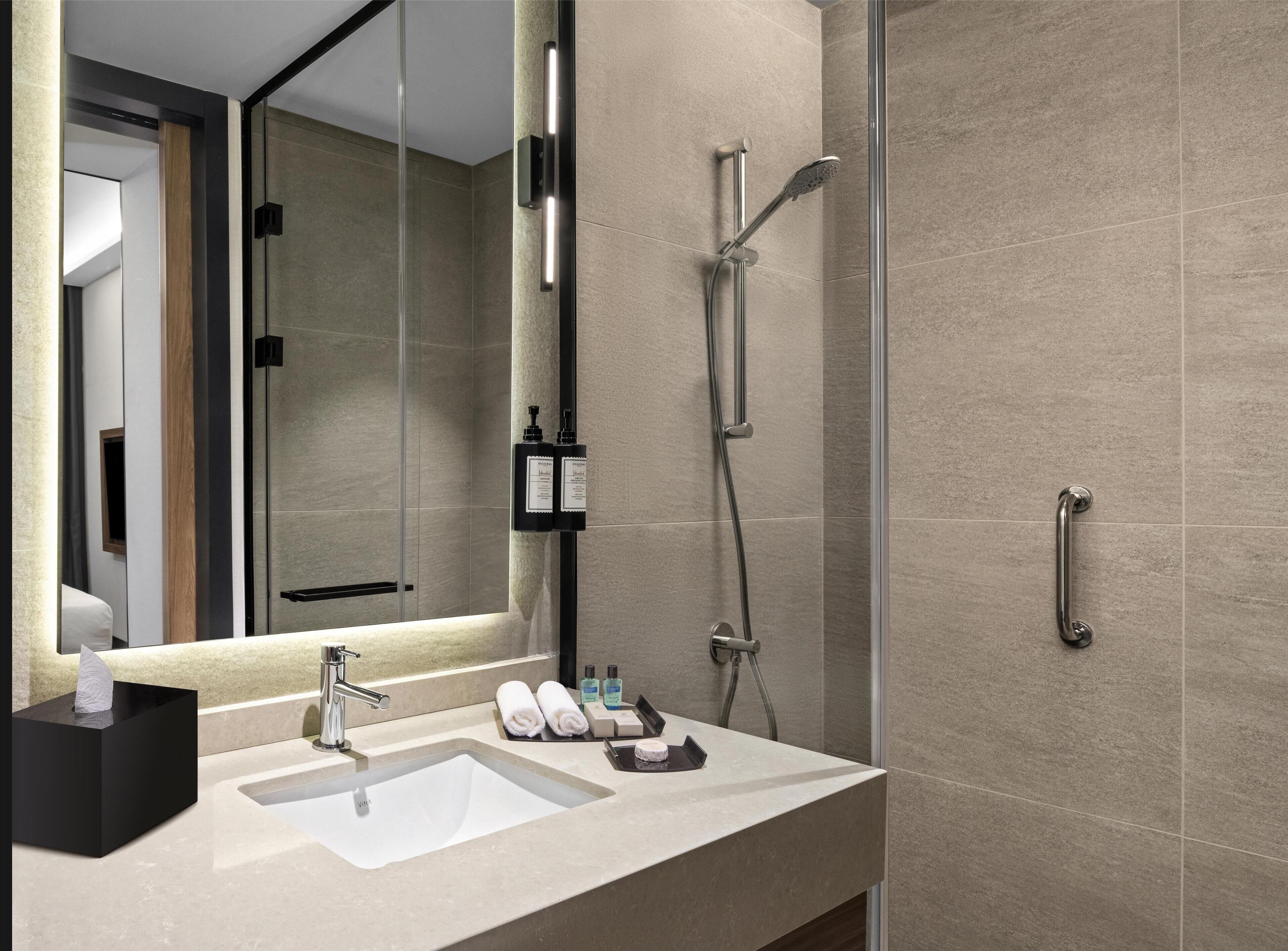 Altunizade Suites Istanbul Curio Collection by Hilton Altunizade Suites Istanbul Curio Collection by Hilton