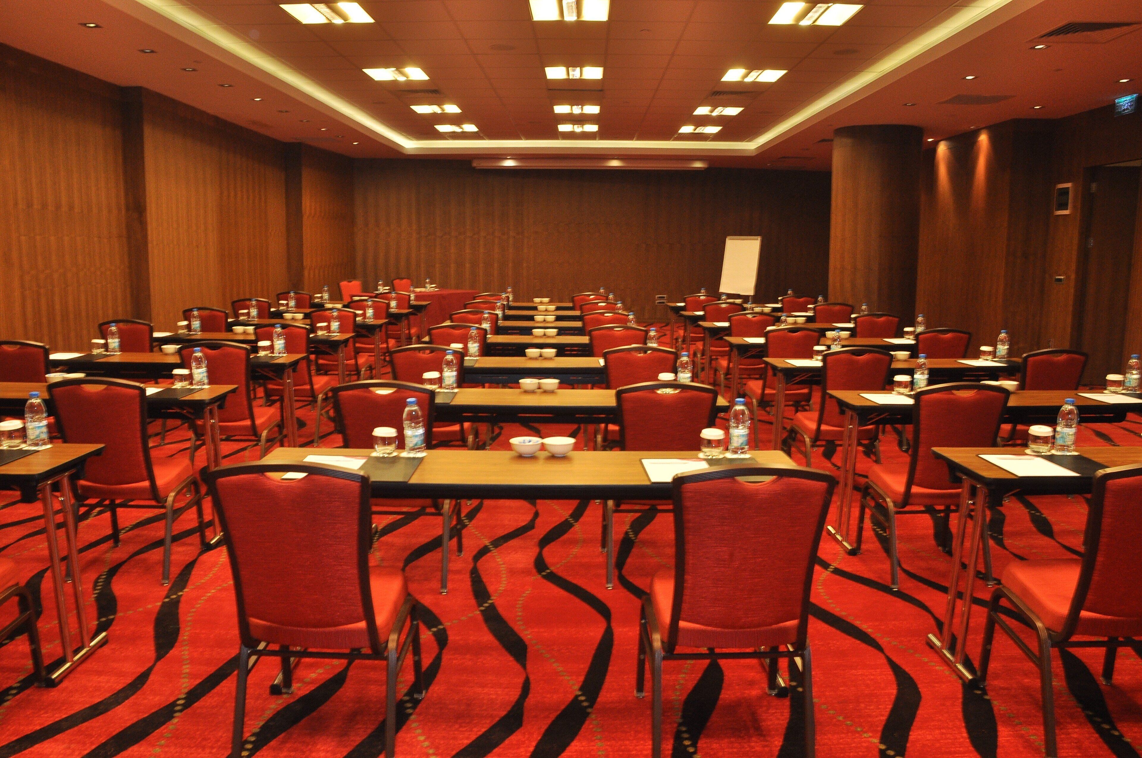 Crowne Plaza Harbiye