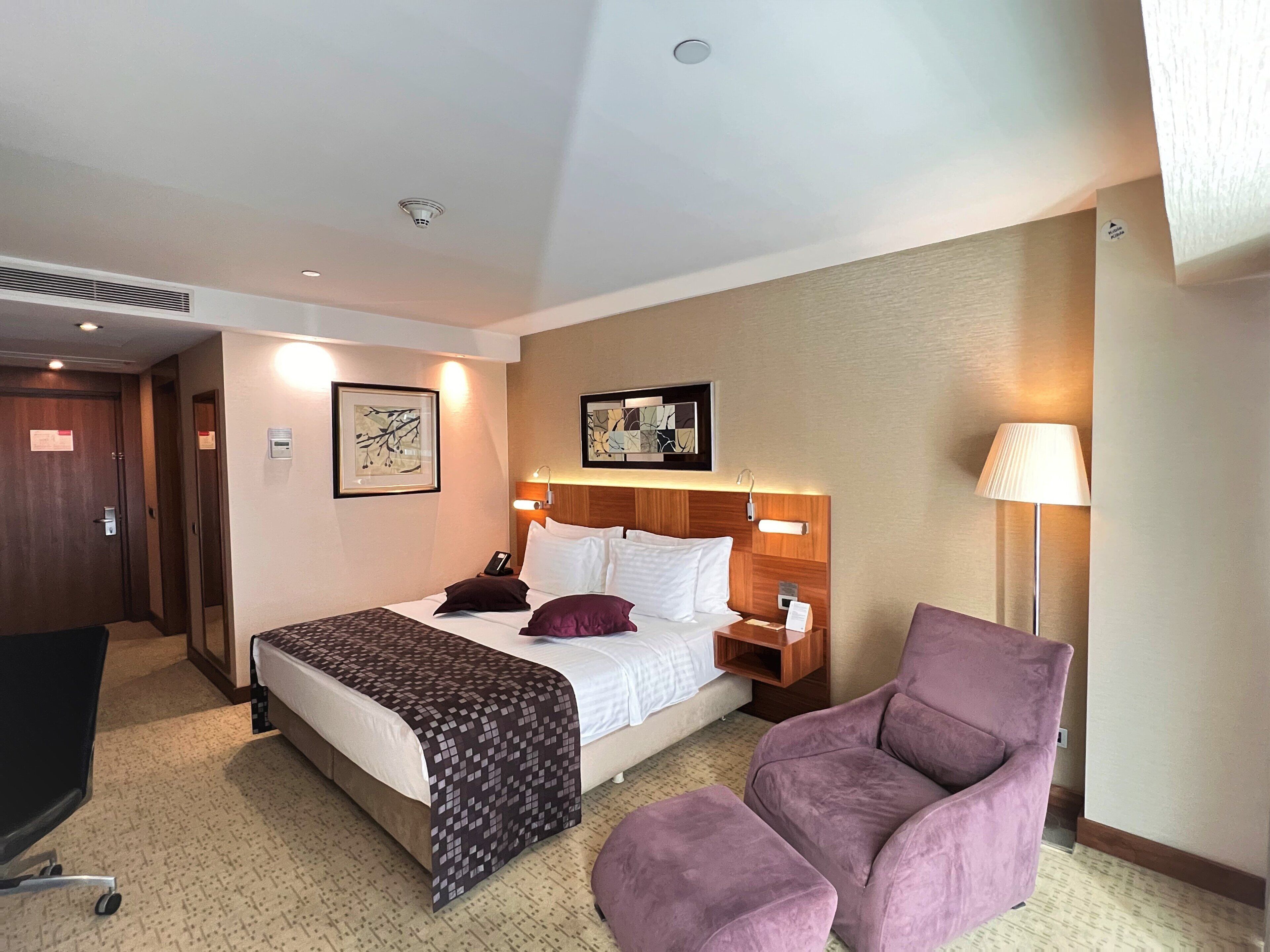 Crowne Plaza Harbiye