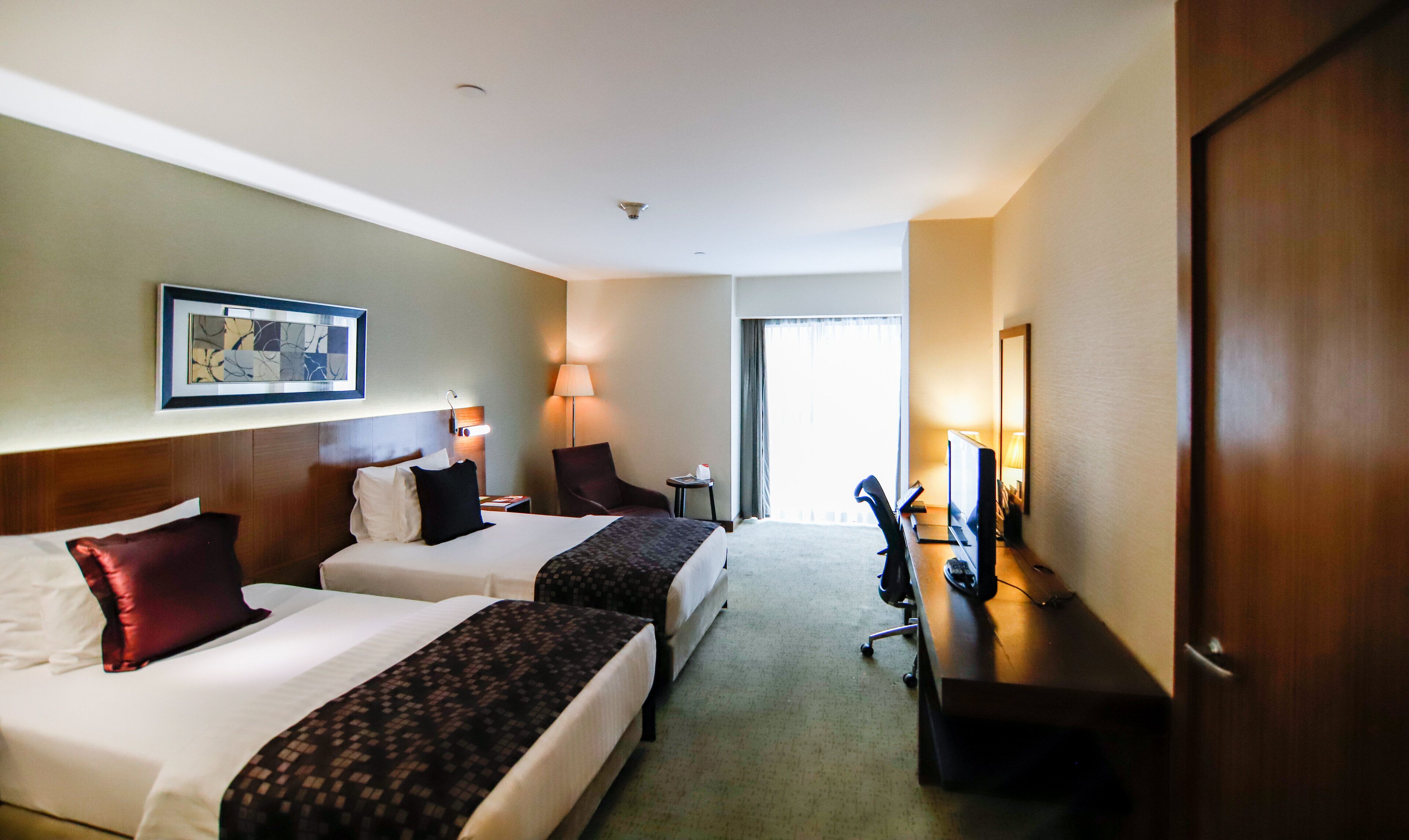 Crowne Plaza Harbiye