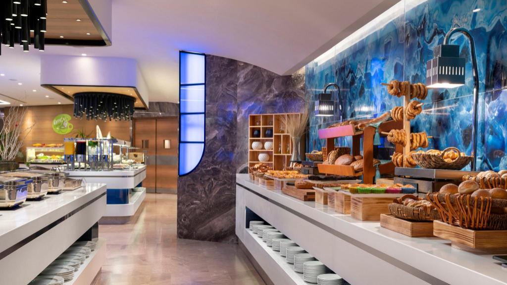 Crowne Plaza Istanbul Florya