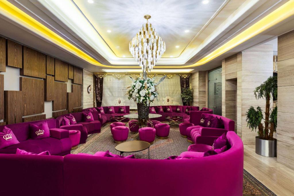 Ramada by Wyndham Istanbul Pera