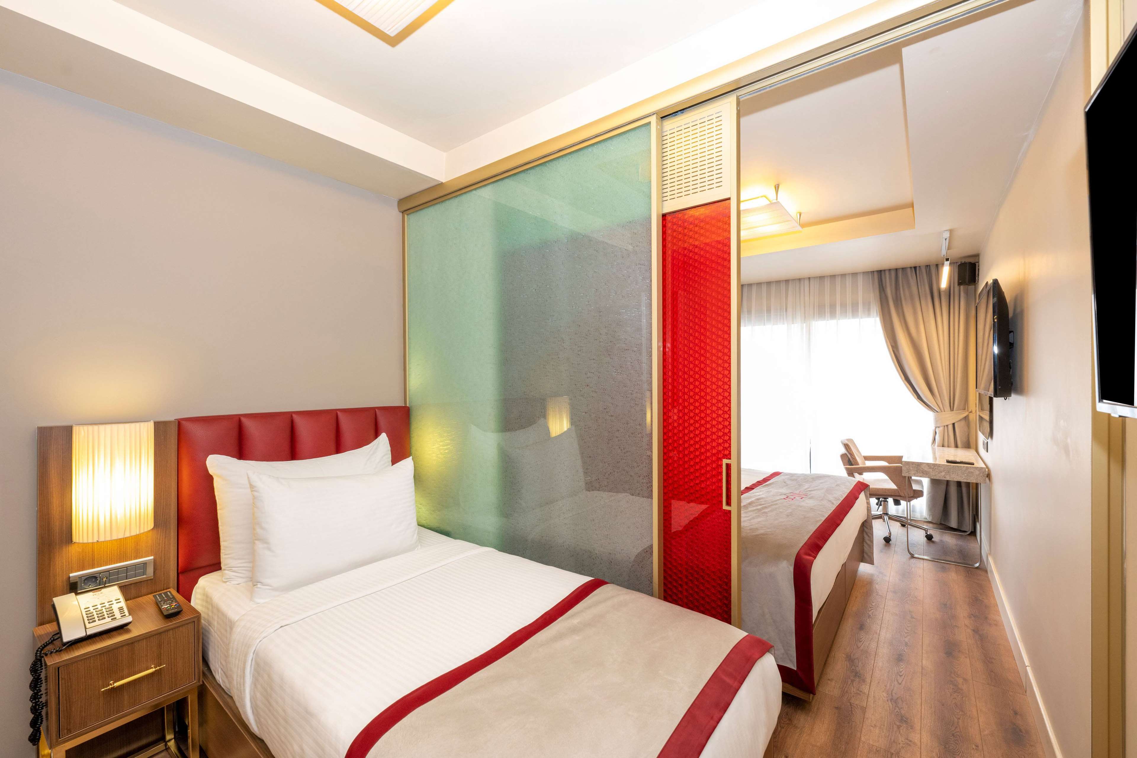 Ramada by Wyndham Istanbul Pera