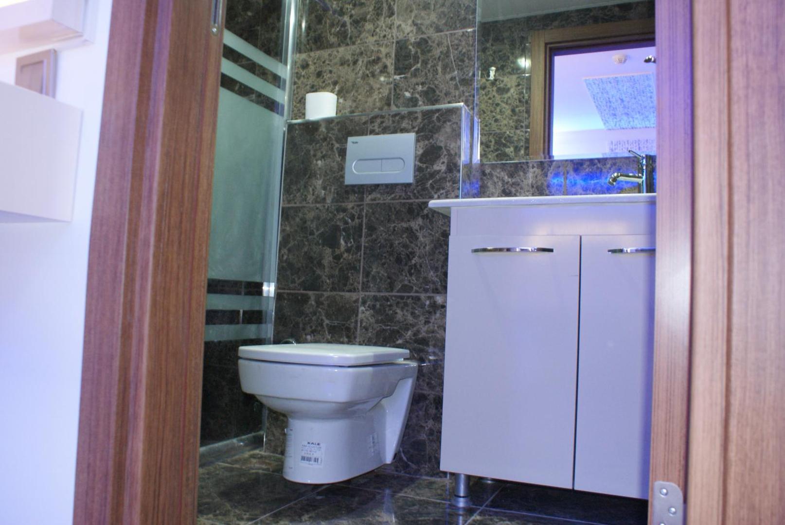 Behram Hotel Behram Hotel