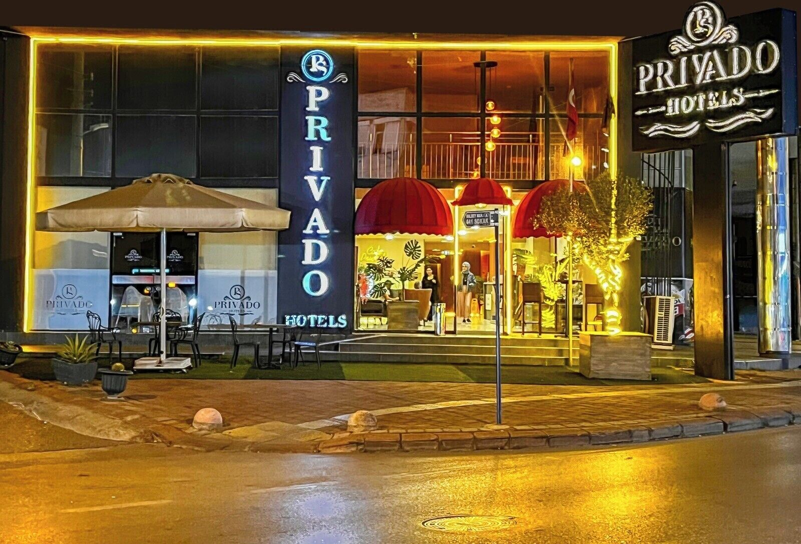 Privado Hotels Privado Hotels