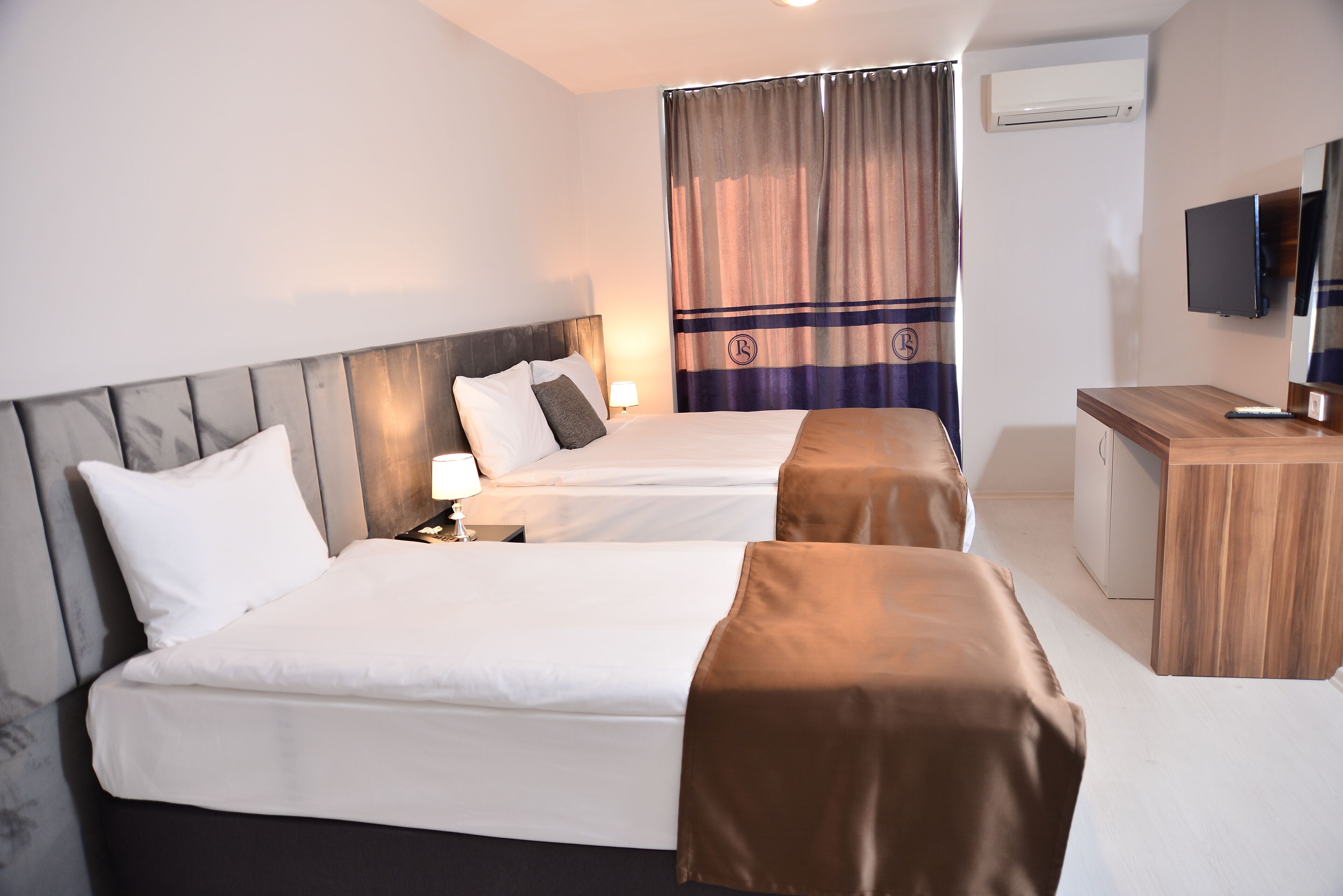 Privado Hotels Privado Hotels