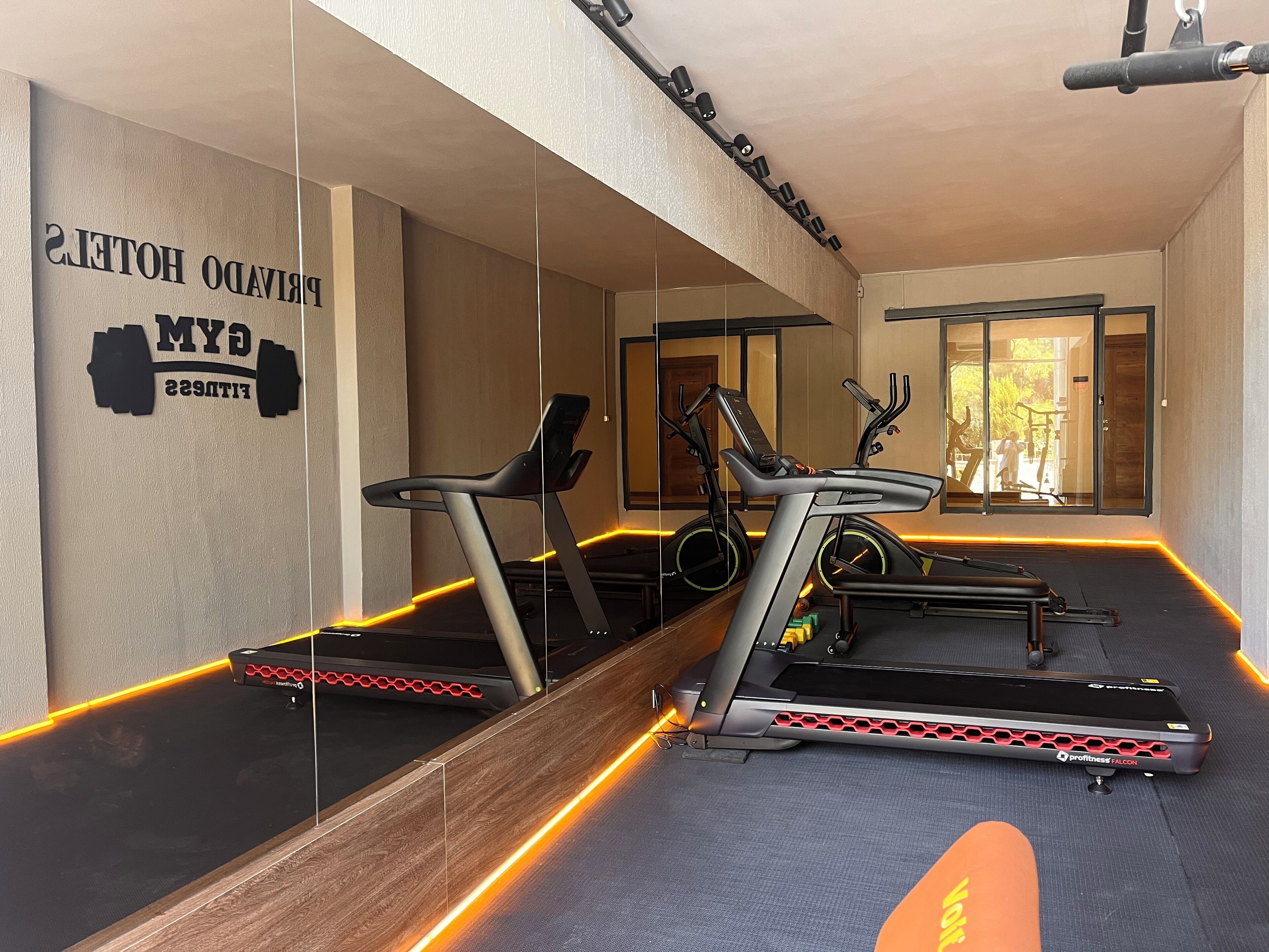 Privado Hotels Privado Hotels