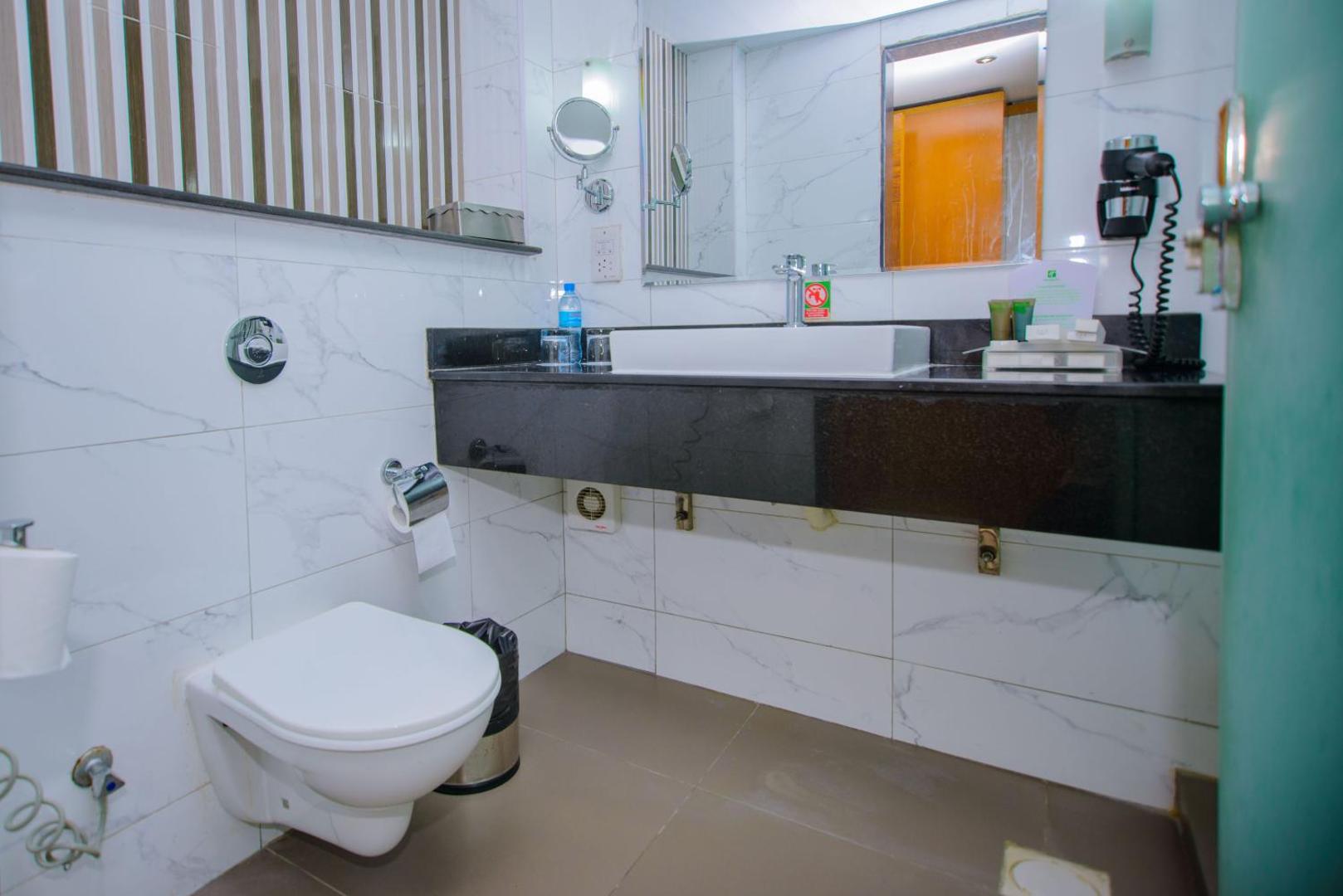 Holiday Inn Dar es Salam