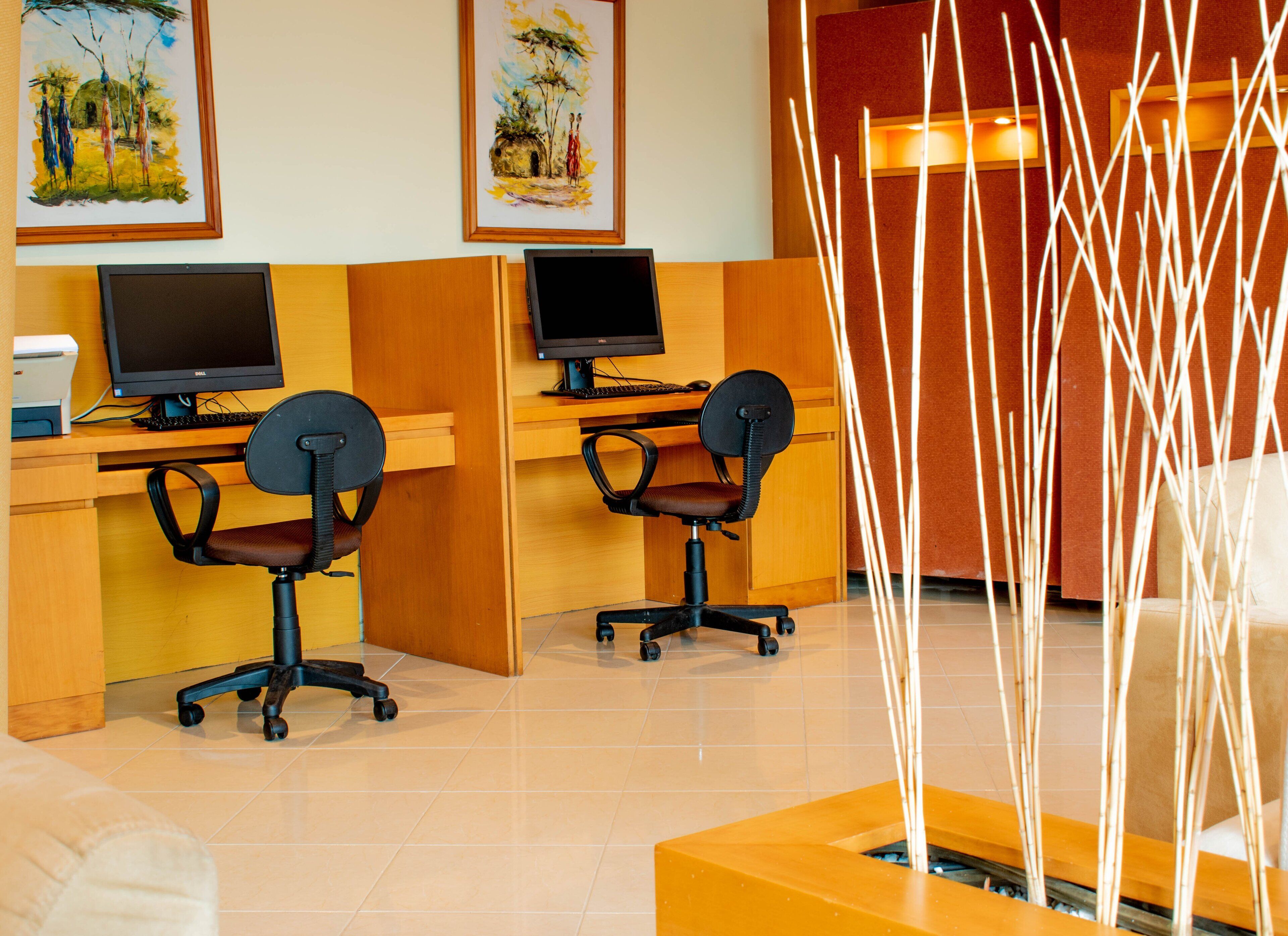 Holiday Inn Dar es Salam