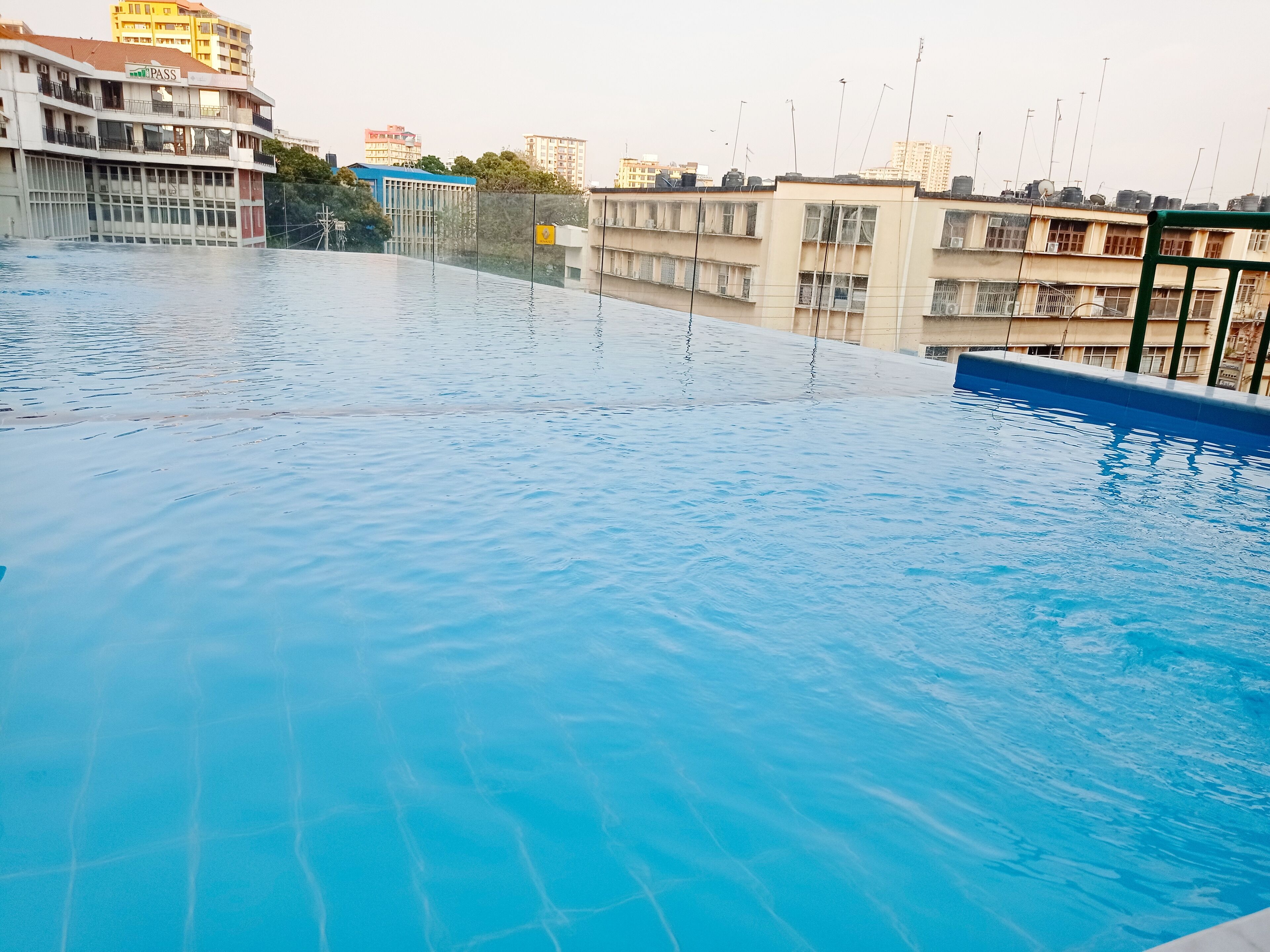 Holiday Inn Dar es Salam