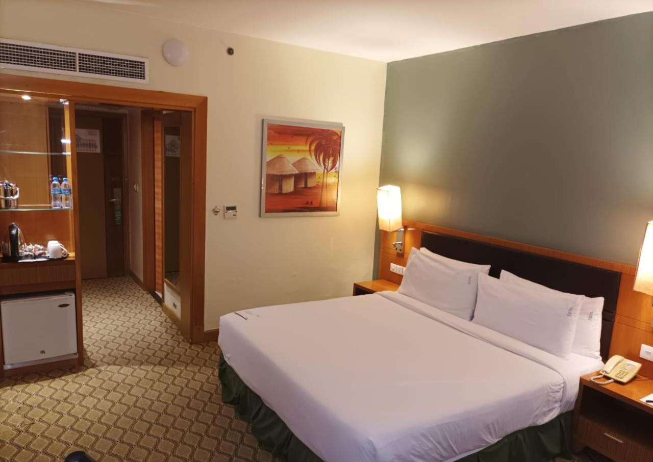 Holiday Inn Dar es Salam