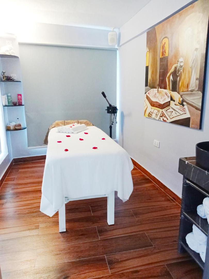 Holiday Inn Dar es Salam