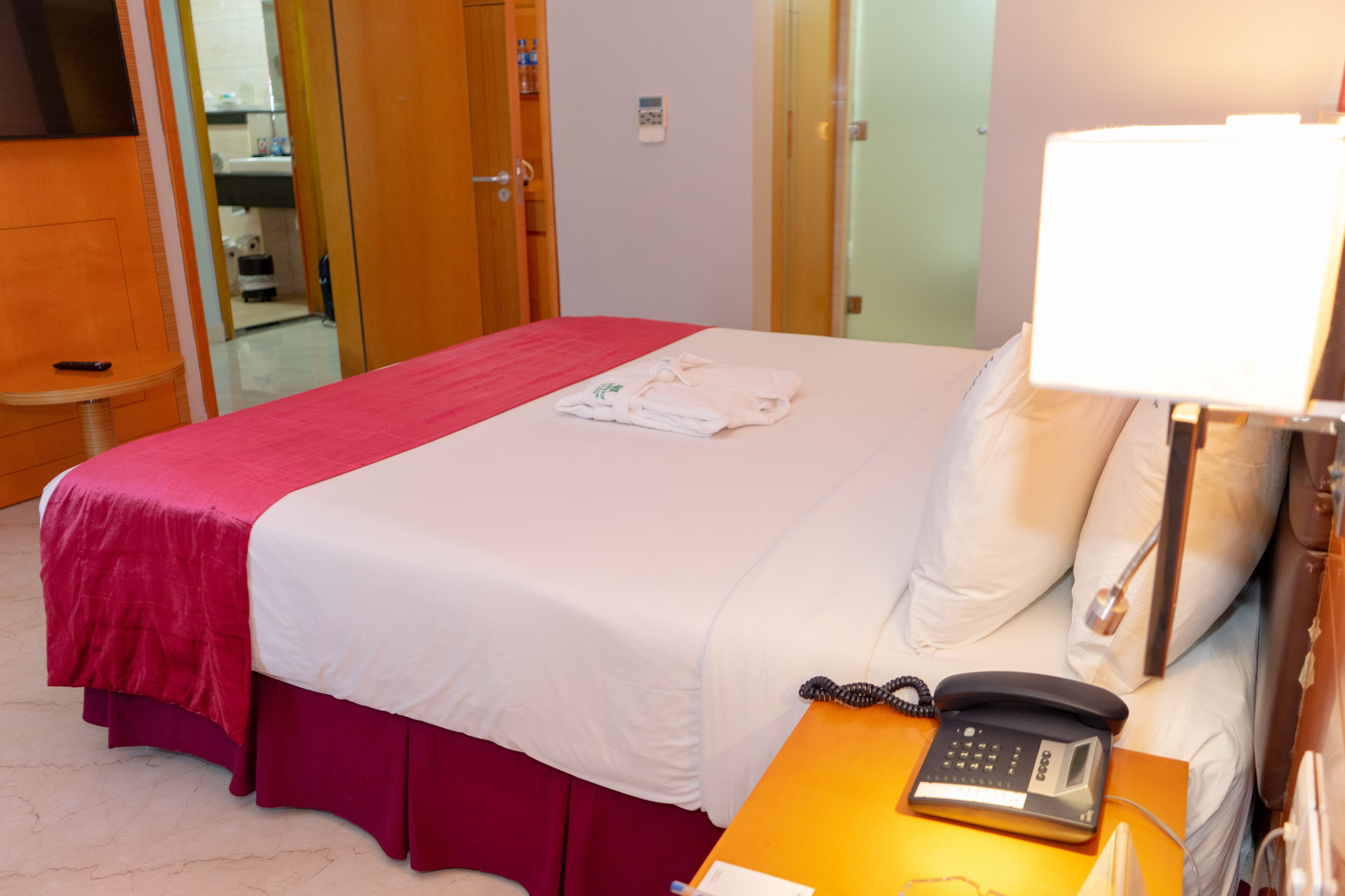 Holiday Inn Dar es Salam