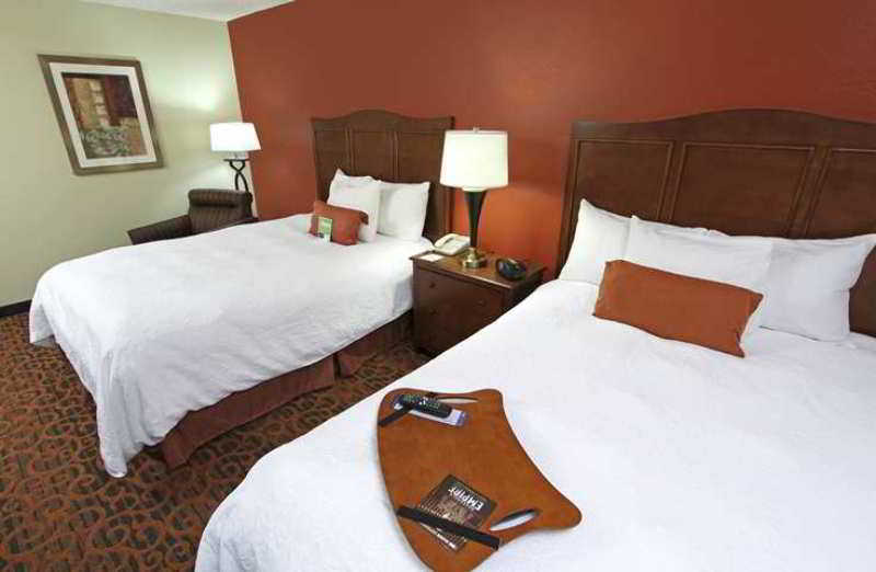 Hampton Inn Birmingham Colonnade Hampton Inn Birmingham Colonnade