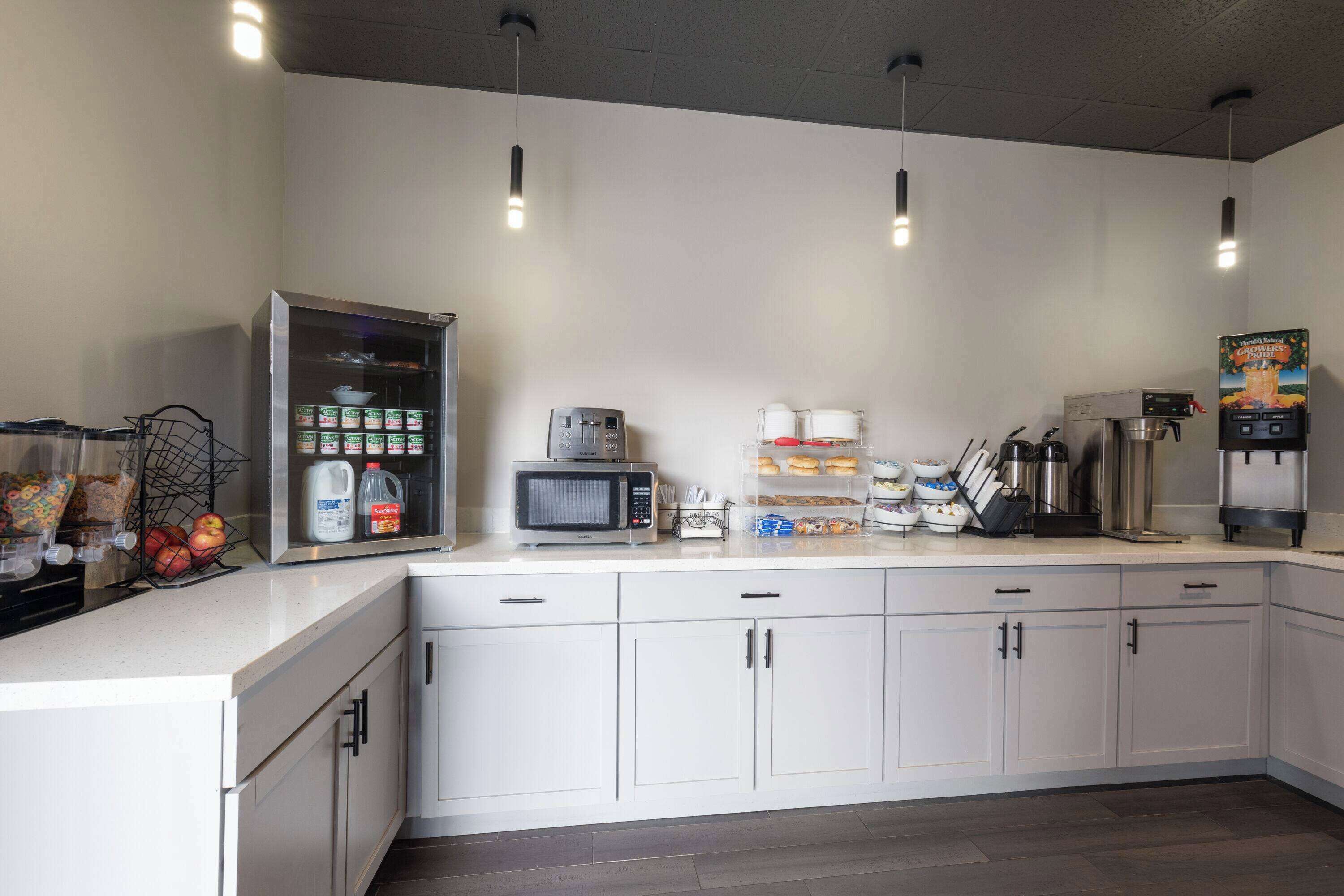 Ramada by Wyndham Studio Suites Dothan Ramada by Wyndham Studio Suites Dothan